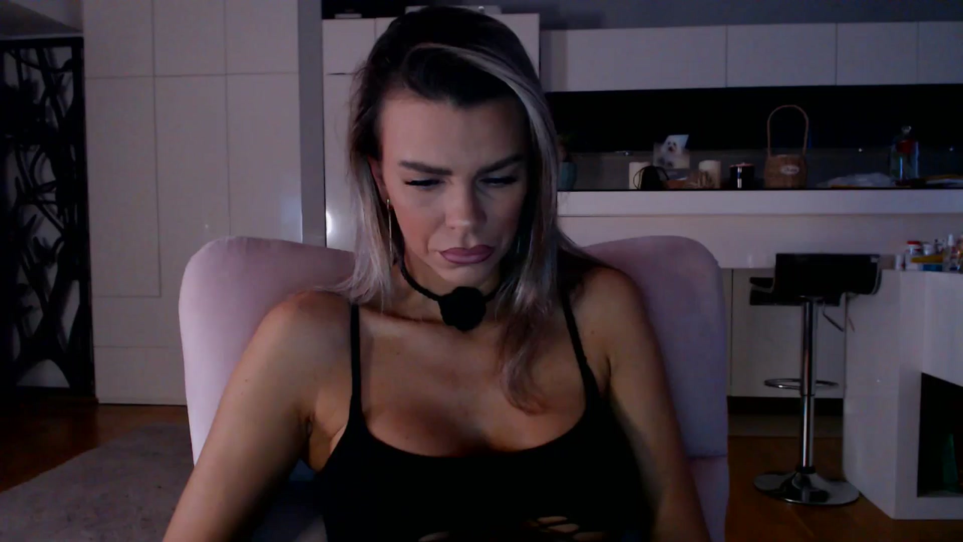 Gallery image thumbnail from D_y_y's myfreecams stream on, 02/21/2026, 06:15 image 1 of 20