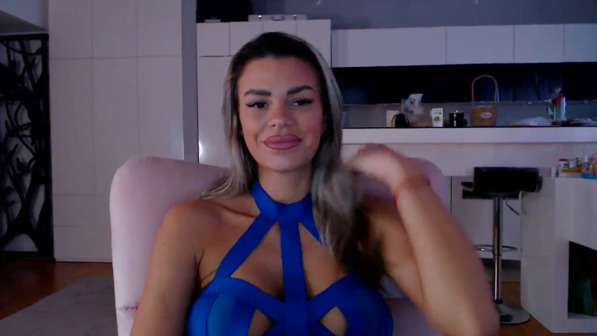Gallery image thumbnail from D_y_y's myfreecams stream on, 02/25/2026, 05:57 image 7 of 20