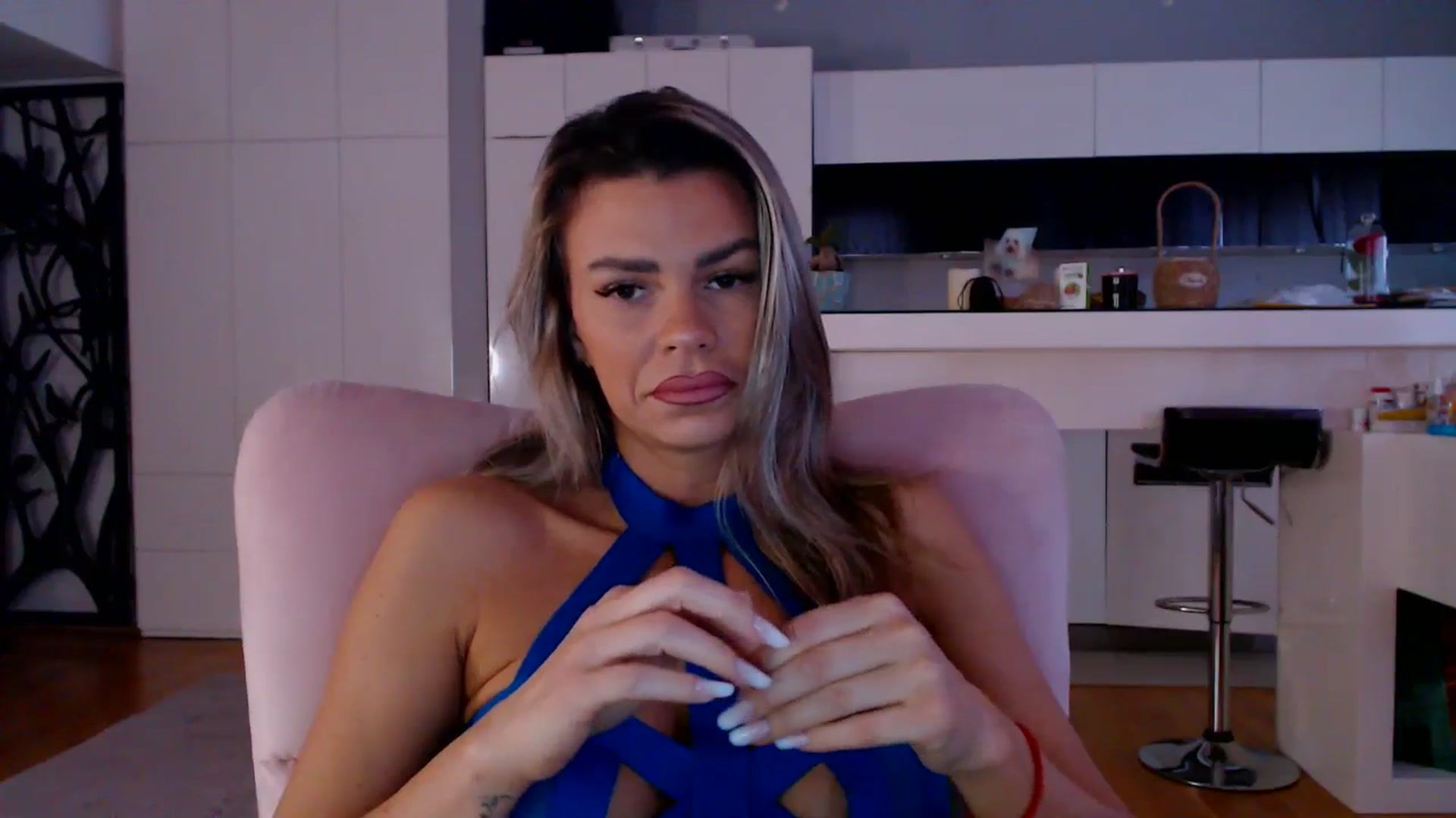 Gallery image thumbnail from D_y_y's myfreecams stream on, 02/25/2026, 05:57 image 10 of 20