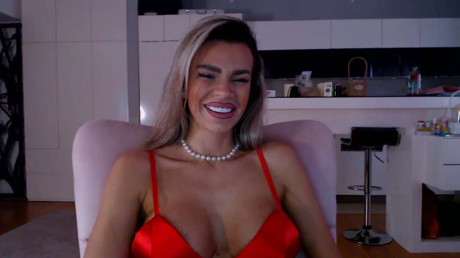 Gallery image thumbnail from D_y_y's myfreecams stream on, 03/02/2026, 05:43 image 19 of 20