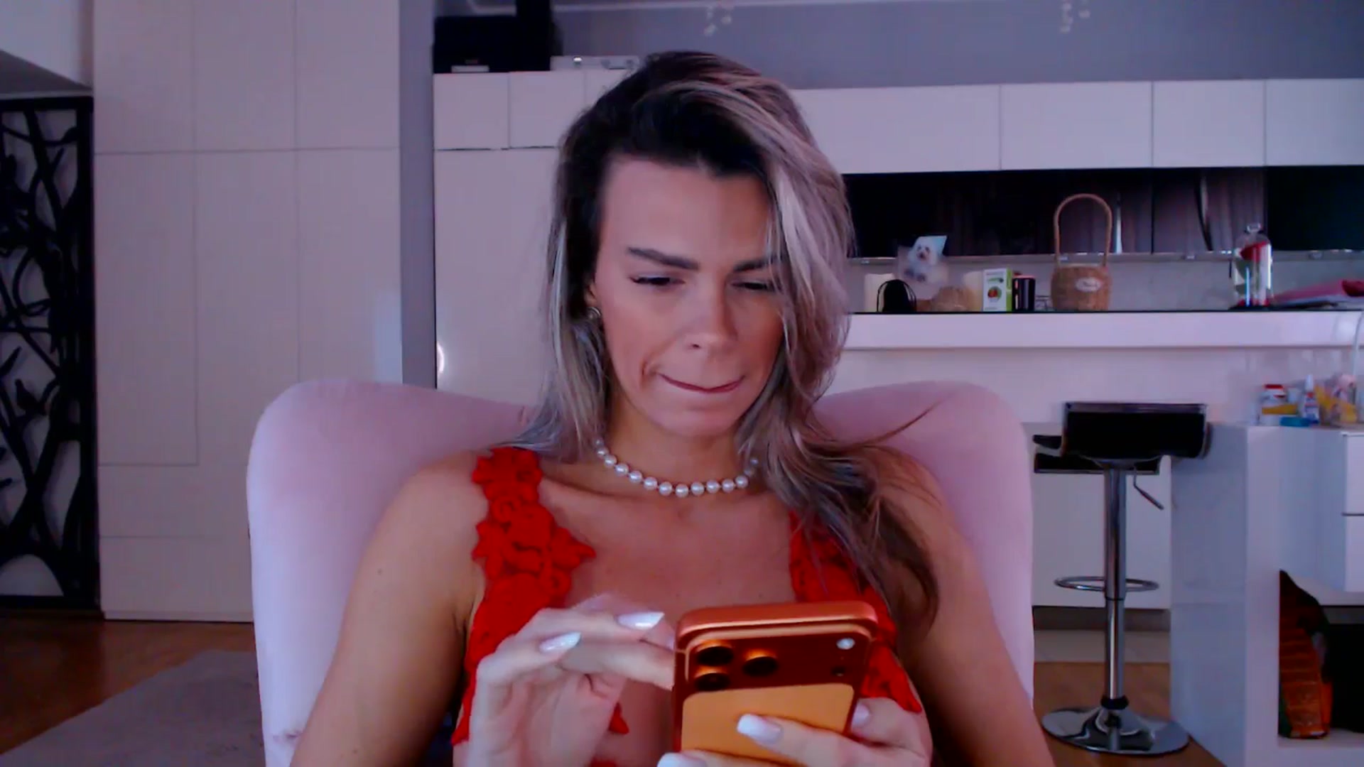 Gallery image thumbnail from D_y_y's myfreecams stream on, 03/06/2026, 05:53 image 15 of 20
