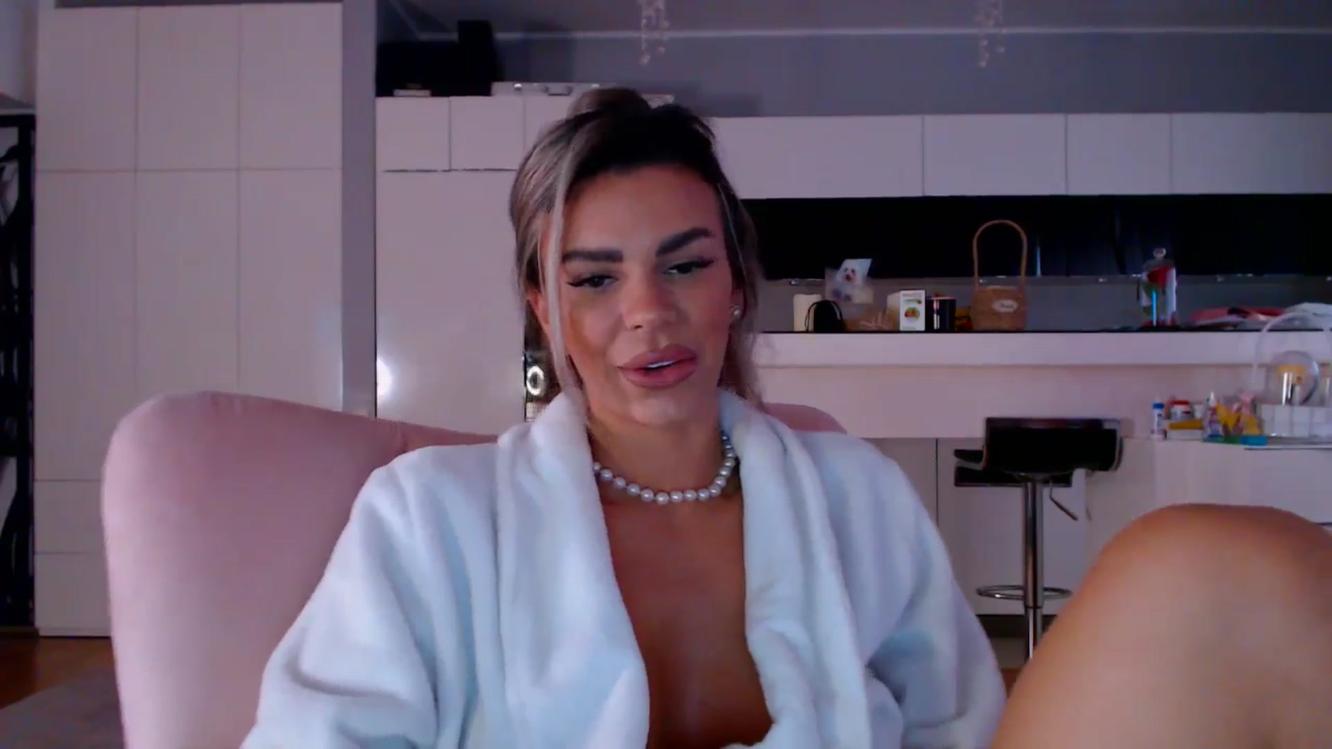 Gallery image thumbnail from D_y_y's myfreecams stream on, 03/14/2026, 05:35 image 20 of 20