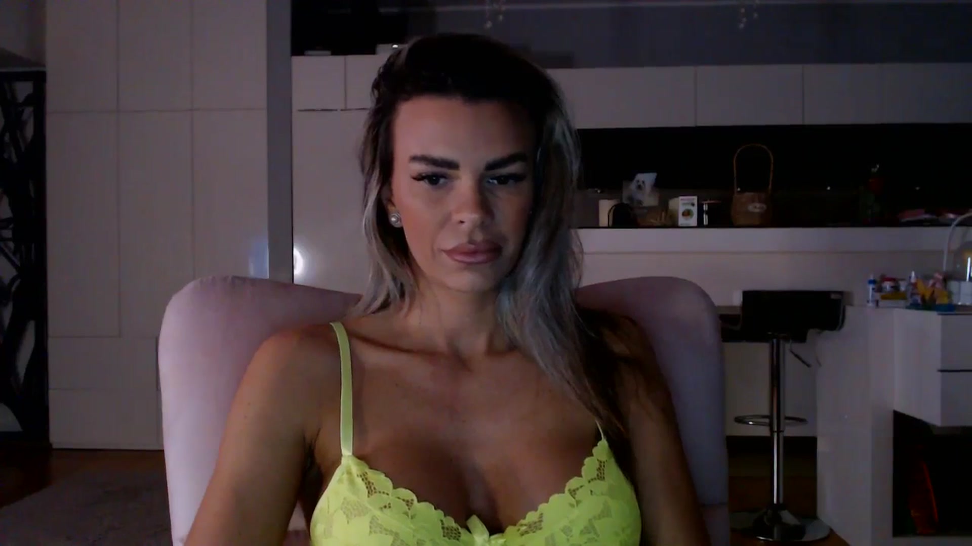 Gallery image thumbnail from D_y_y's myfreecams stream on, 03/15/2026, 06:24 image 2 of 20