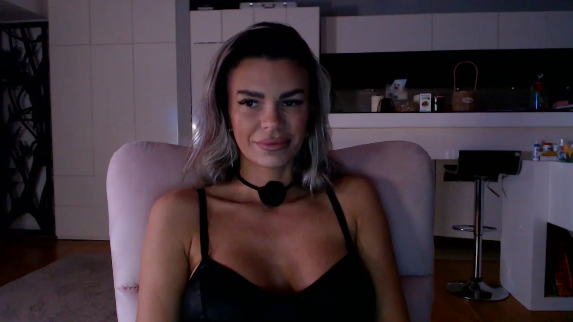 Gallery image thumbnail from D_y_y's myfreecams stream on, 03/19/2026, 05:00 image 8 of 20