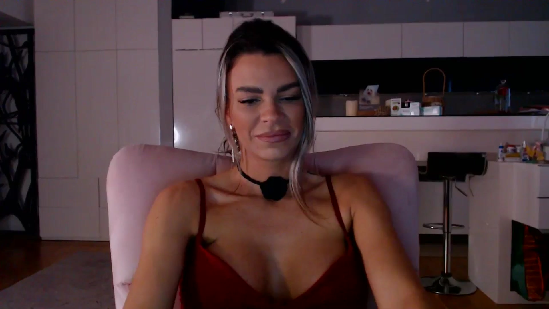 Gallery image thumbnail from D_y_y's myfreecams stream on, 03/23/2026, 05:18 image 16 of 20
