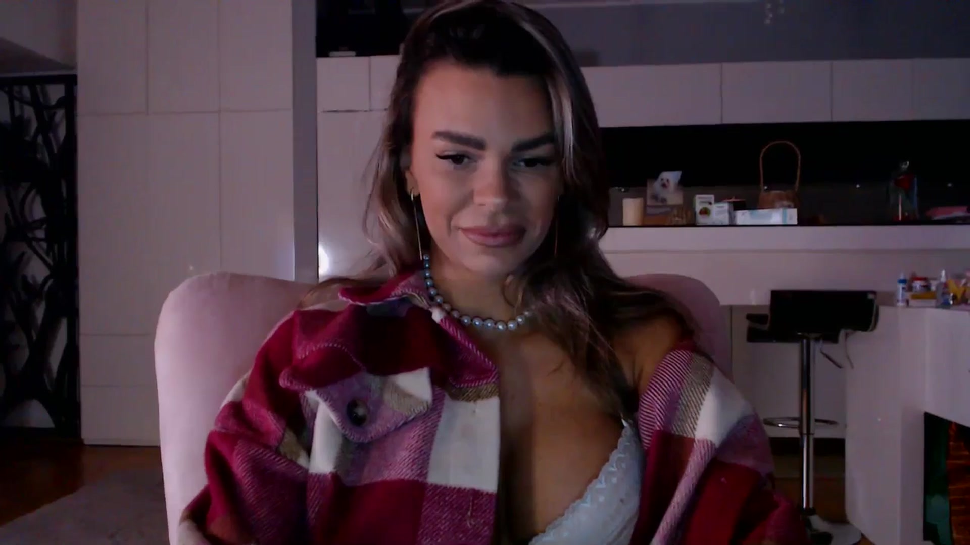 Gallery image thumbnail from D_y_y's myfreecams stream on, 03/26/2026, 05:02 image 7 of 20