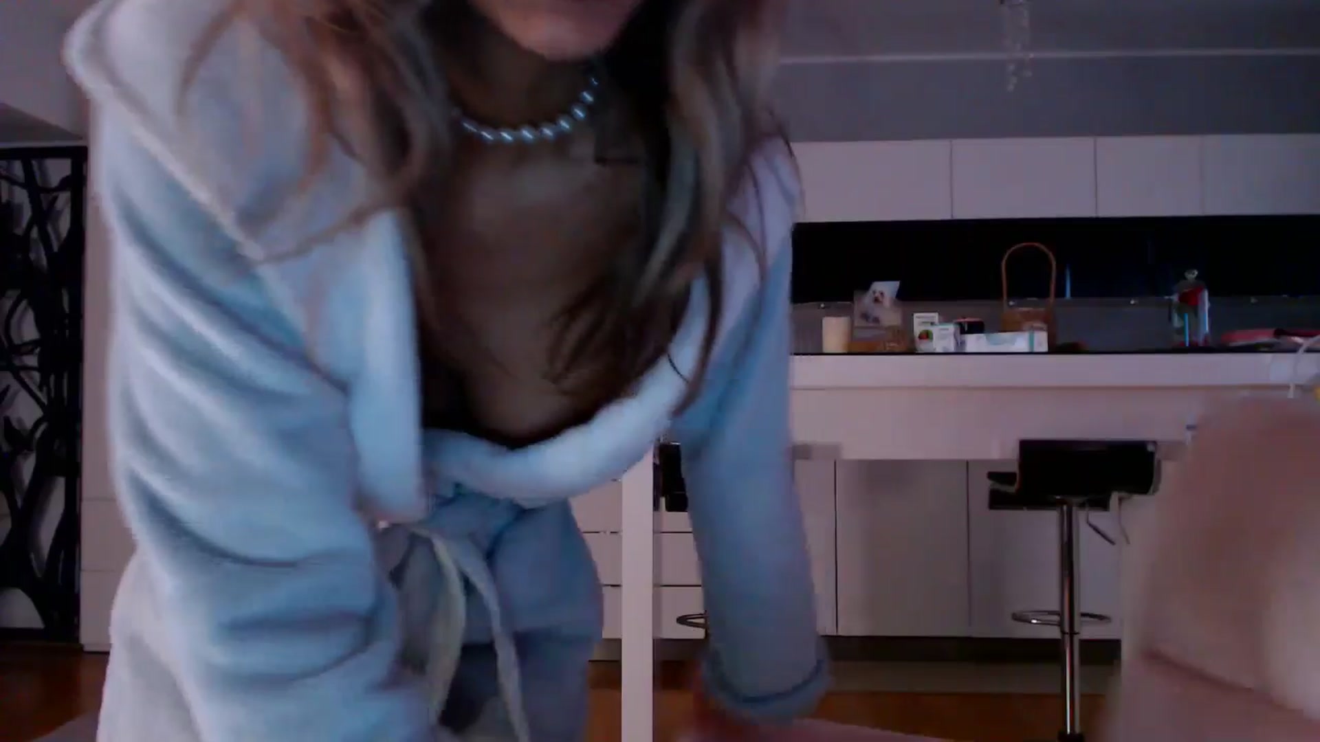 Gallery image thumbnail from D_y_y's myfreecams stream on, 03/27/2026, 05:09 image 17 of 20