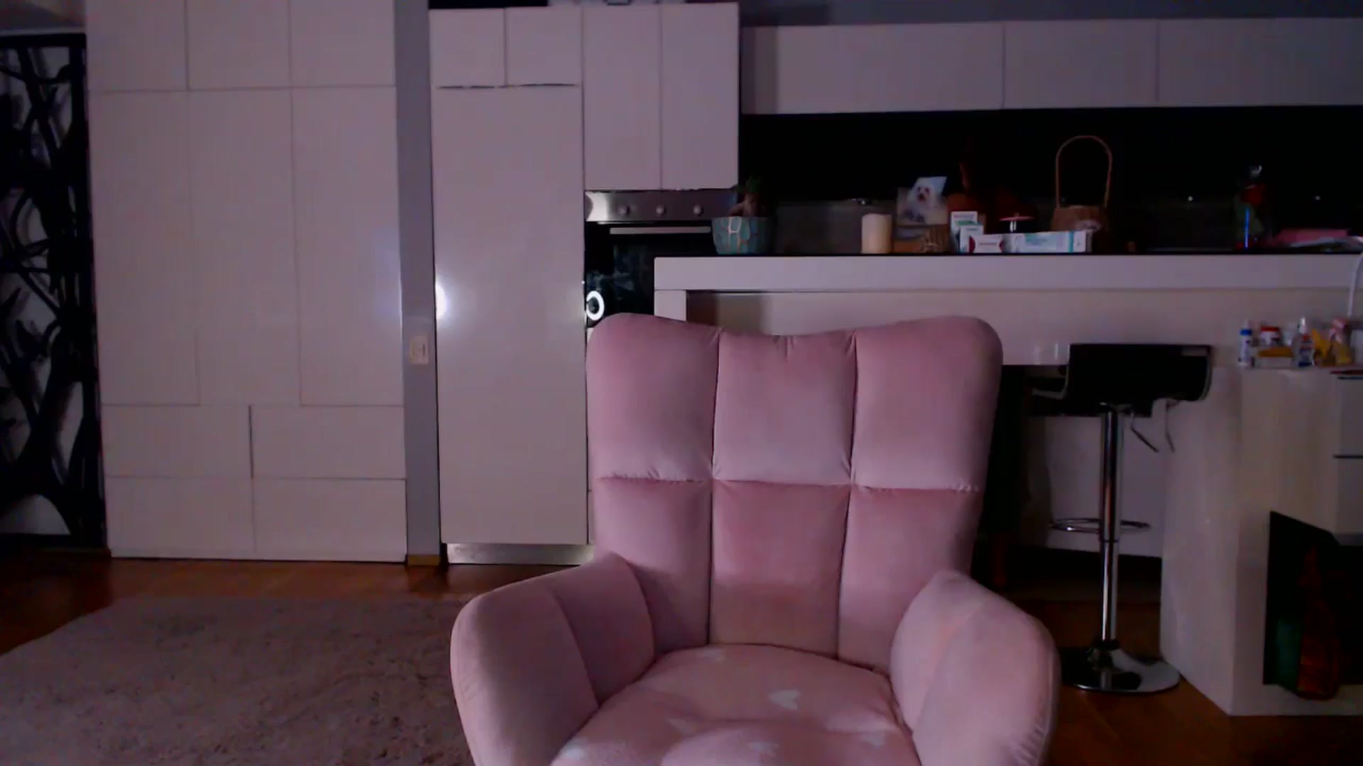 Gallery image thumbnail from D_y_y's myfreecams stream on, 04/01/2026, 05:12 image 3 of 20