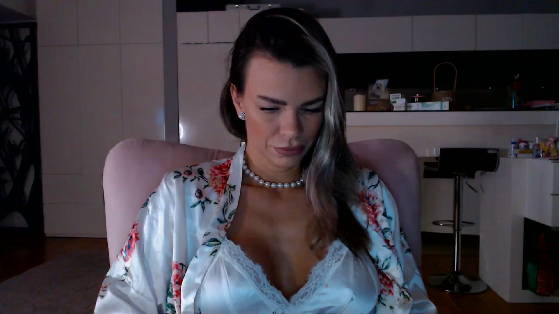 Gallery image thumbnail from D_y_y's myfreecams stream on, 04/02/2026, 03:40 image 4 of 20