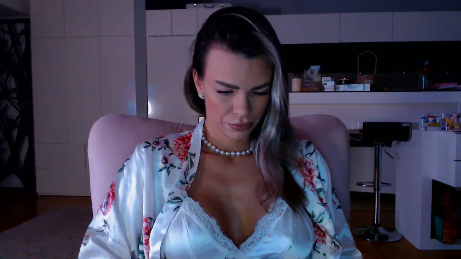Gallery image thumbnail from D_y_y's myfreecams stream on, 04/02/2026, 03:40 image 2 of 20