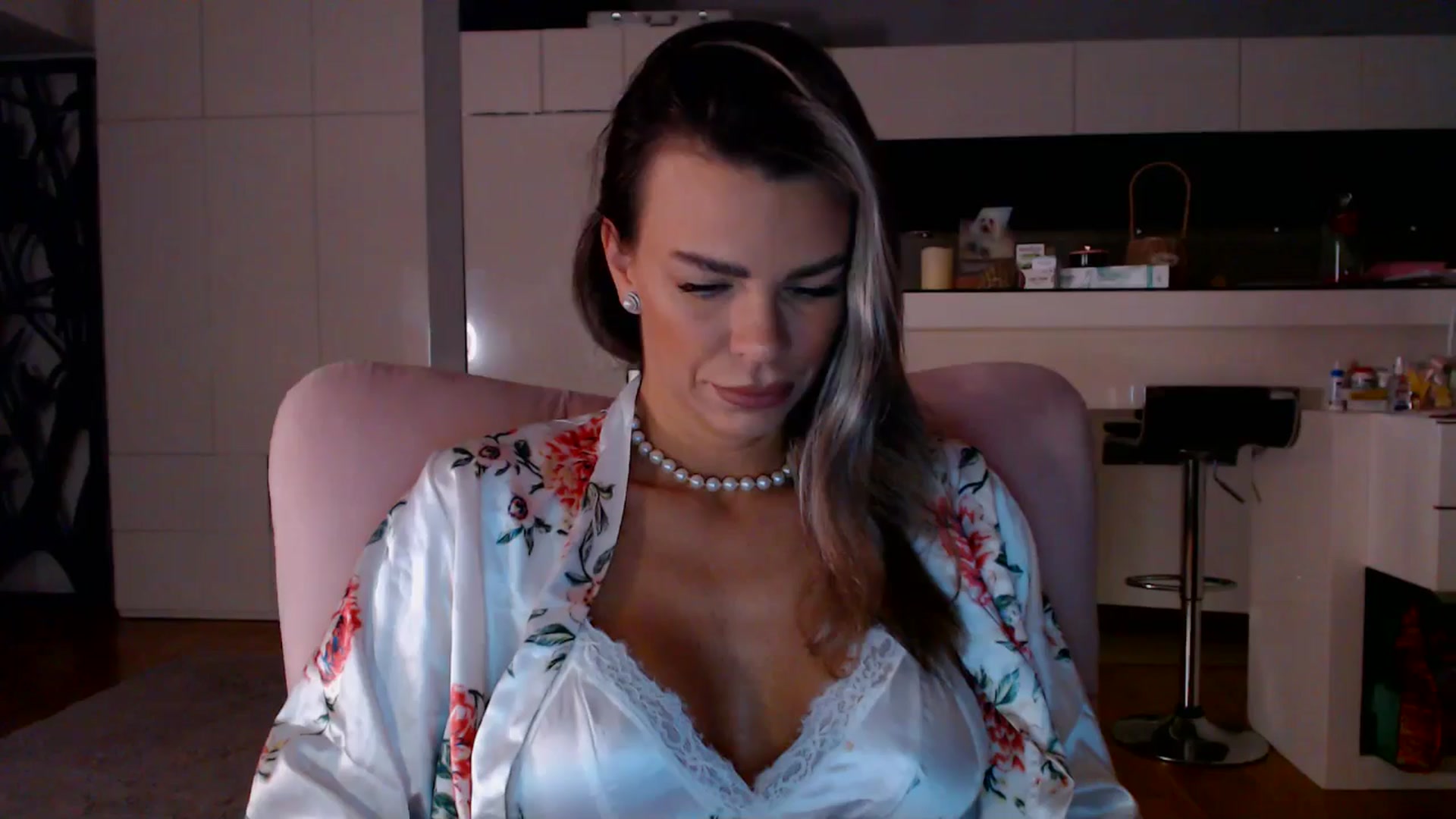 Gallery image thumbnail from D_y_y's myfreecams stream on, 04/02/2026, 03:40 image 5 of 20