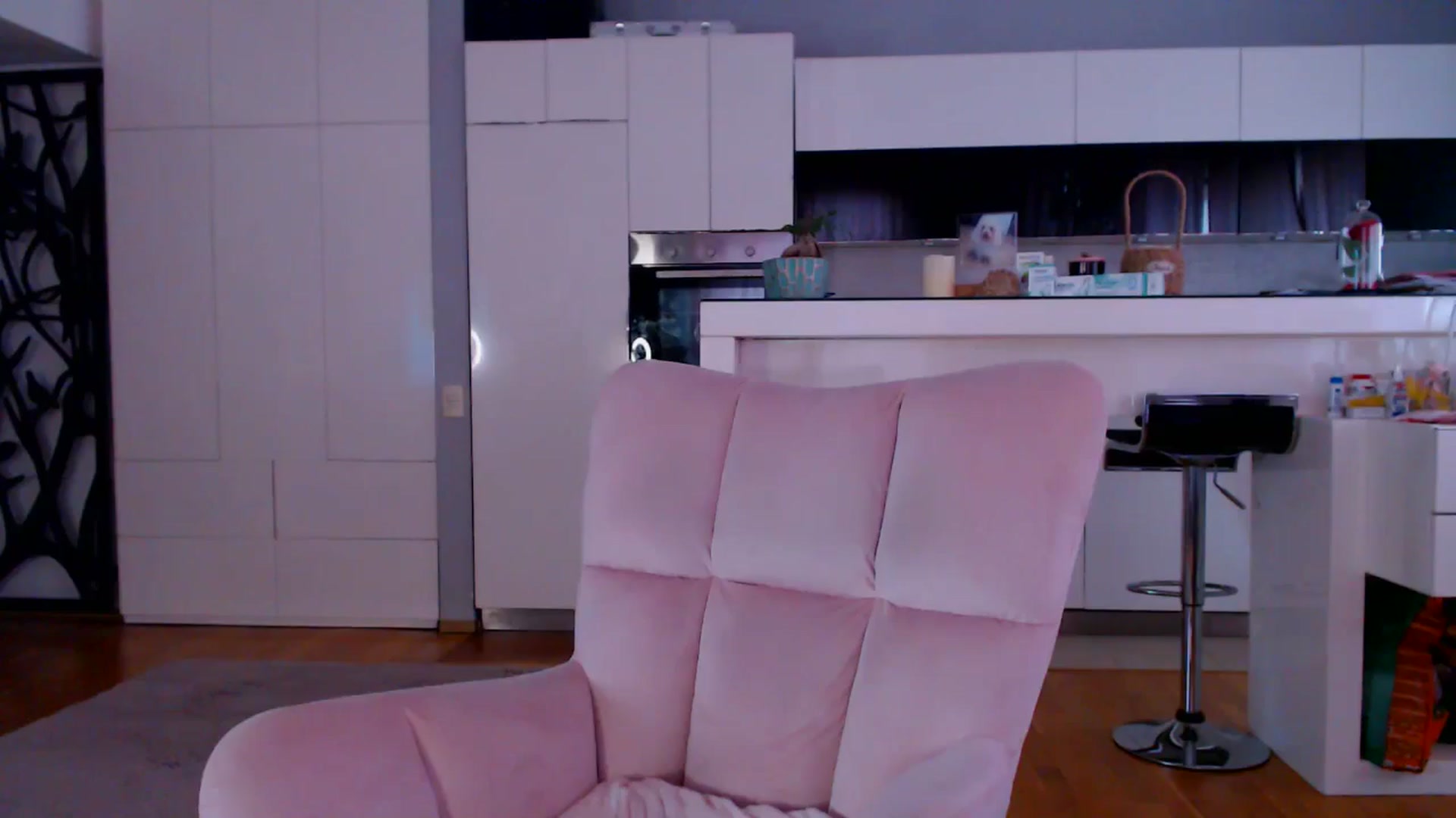 Gallery image thumbnail from D_y_y's myfreecams stream on, 04/10/2026, 05:25 image 20 of 20