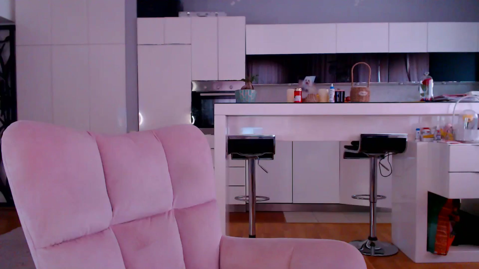 Gallery image thumbnail from D_y_y's myfreecams stream on, 04/18/2026, 05:22 image 1 of 20