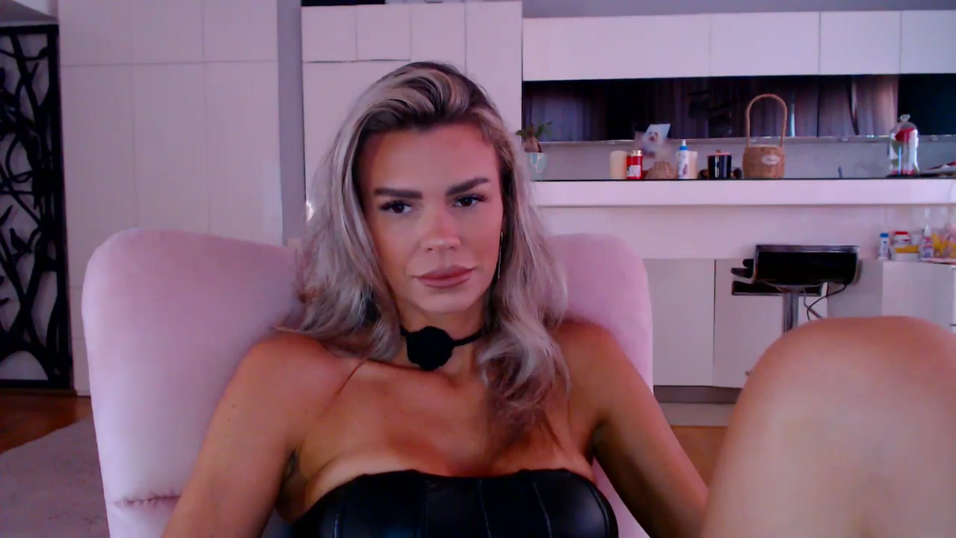 Gallery image thumbnail from D_y_y's myfreecams stream on, 04/23/2026, 05:15 image 7 of 20