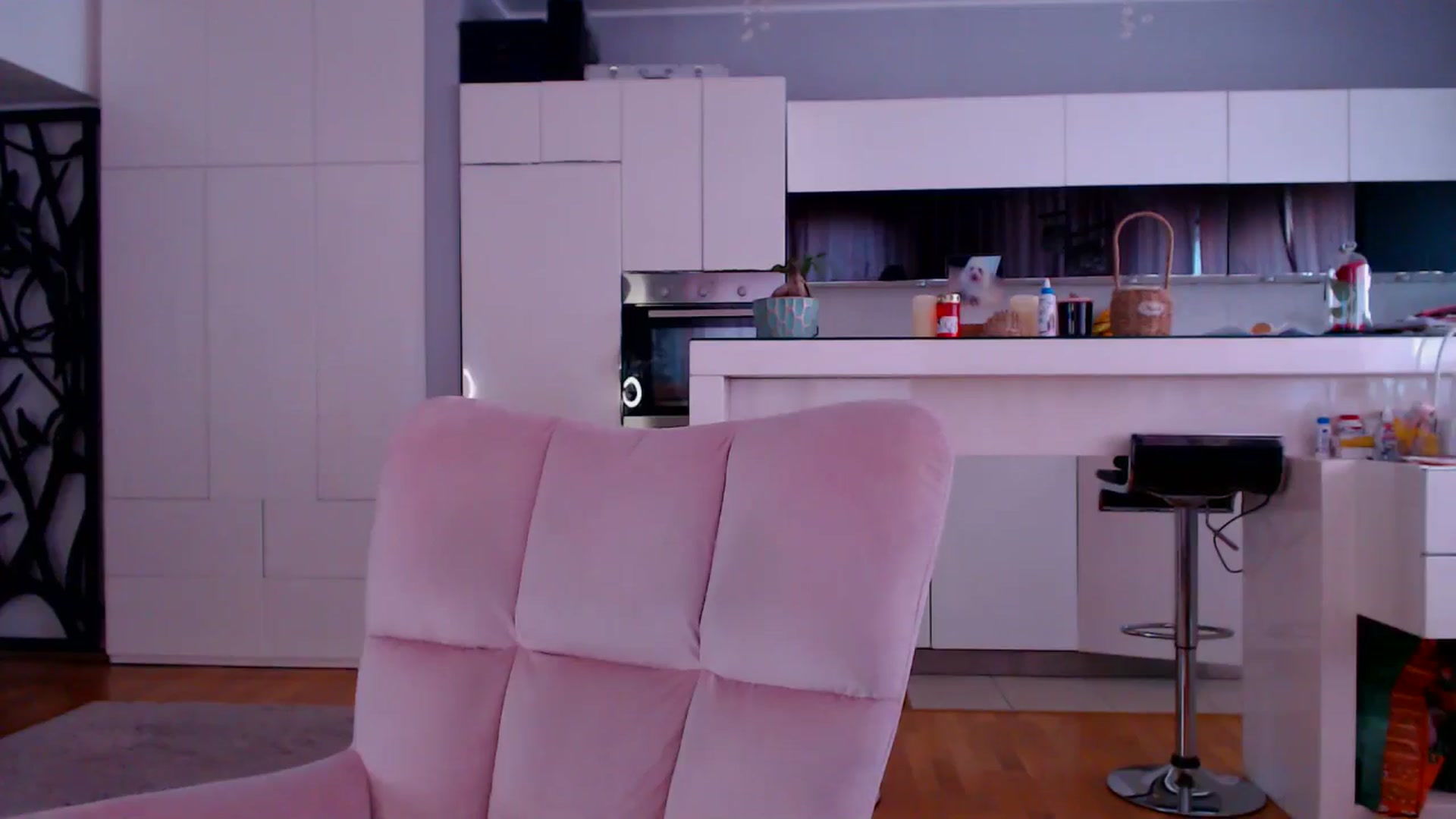 Gallery image thumbnail from D_y_y's myfreecams stream on, 04/28/2026, 05:16 image 14 of 20