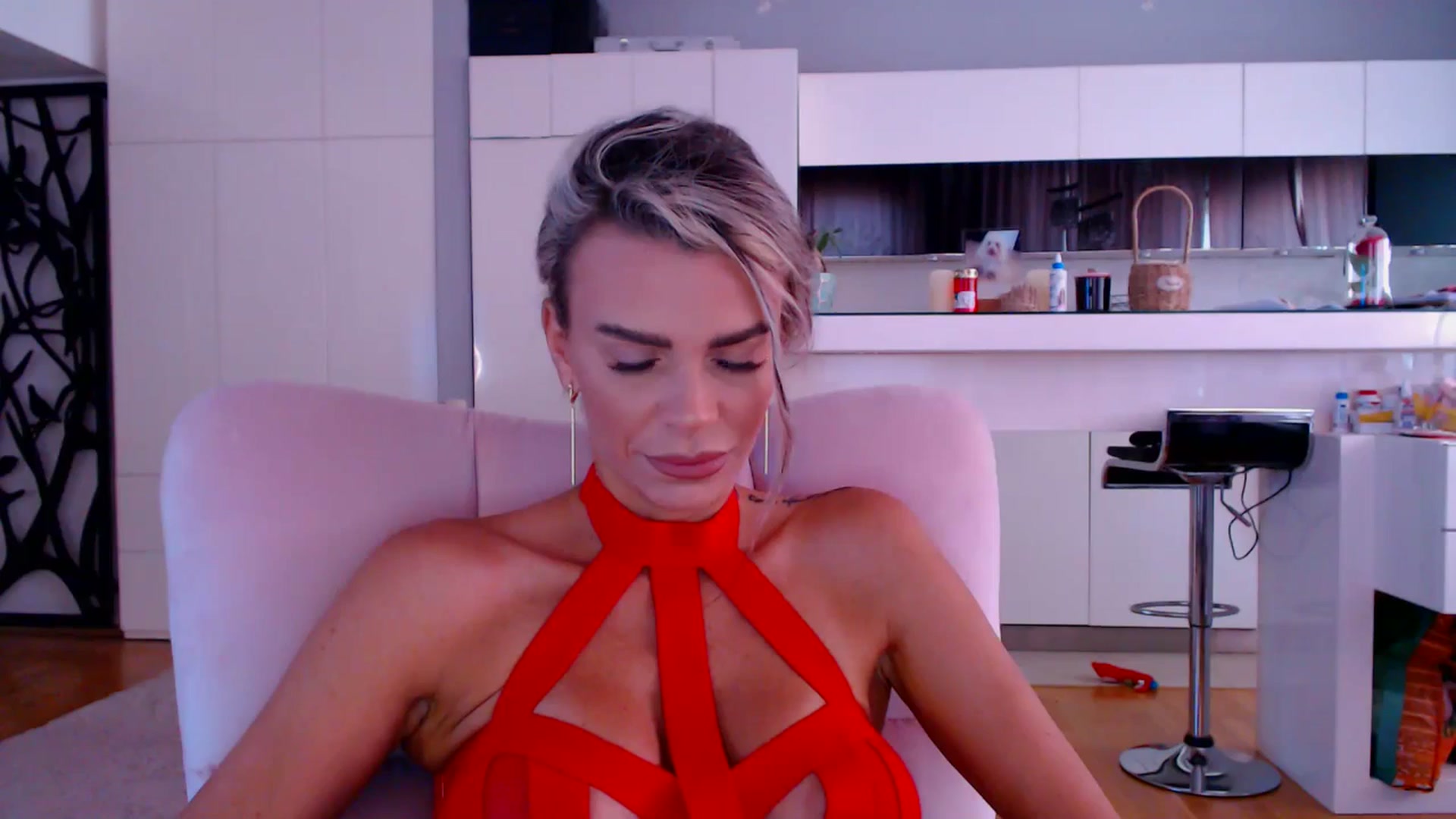 Gallery image thumbnail from D_y_y's myfreecams stream on, 05/06/2026, 05:20 image 20 of 20