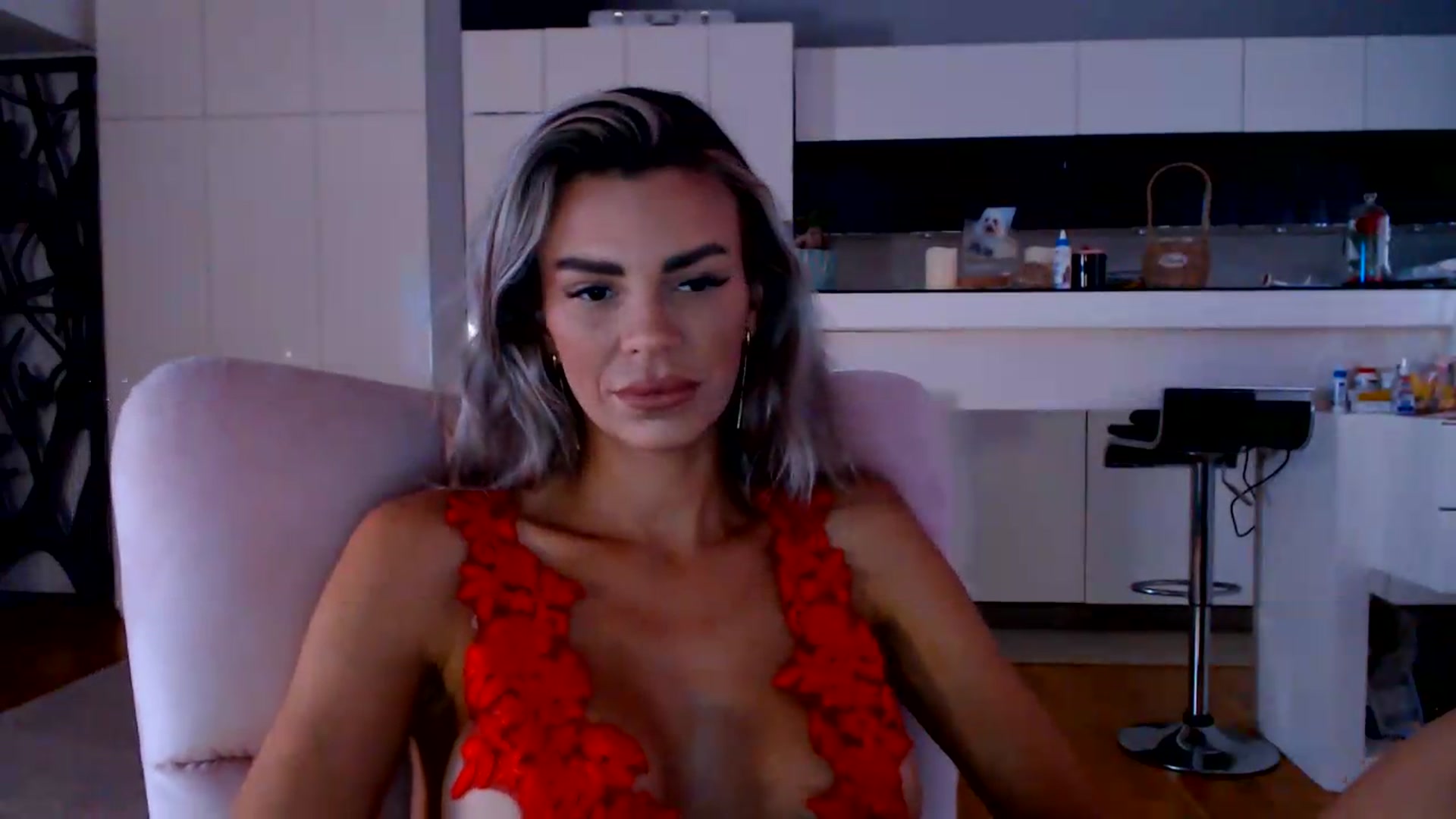 Gallery image thumbnail from D_y_y's myfreecams stream on, 05/17/2026, 05:03 image 12 of 20