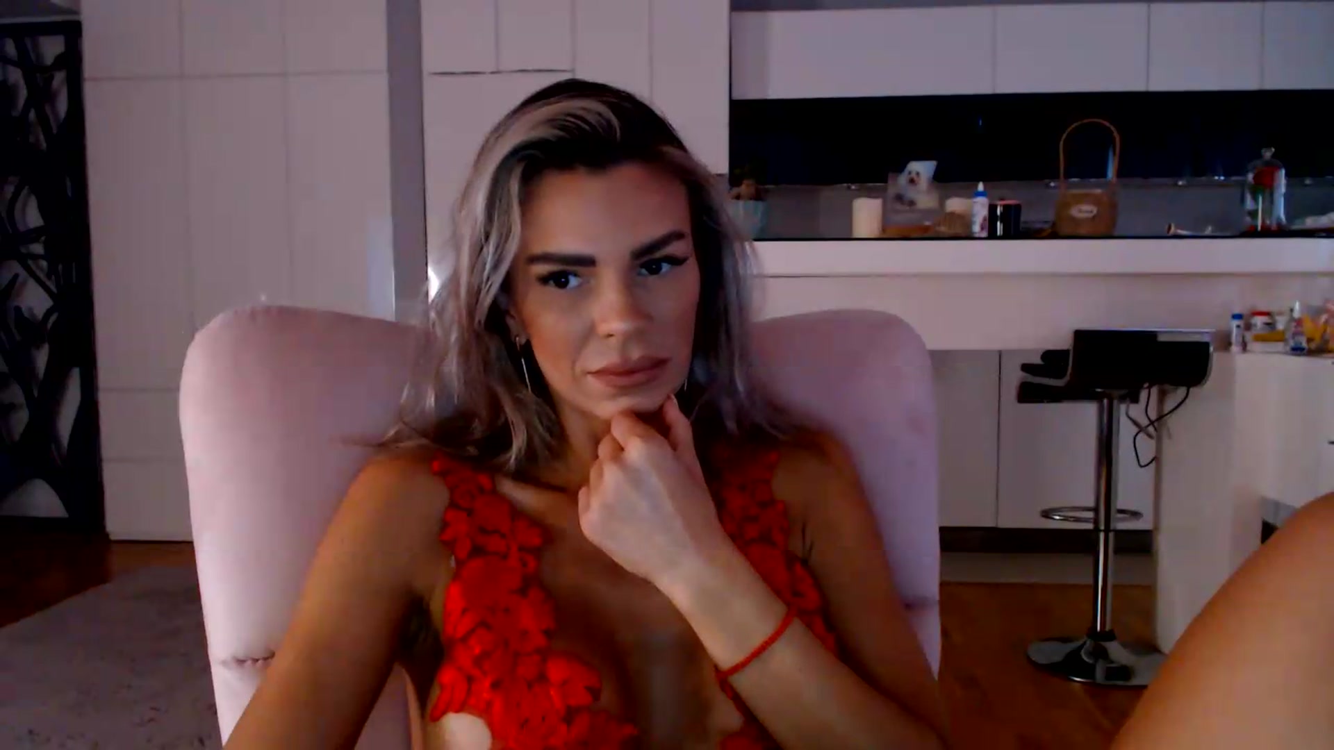 Gallery image thumbnail from D_y_y's myfreecams stream on, 05/17/2026, 05:03 image 9 of 20
