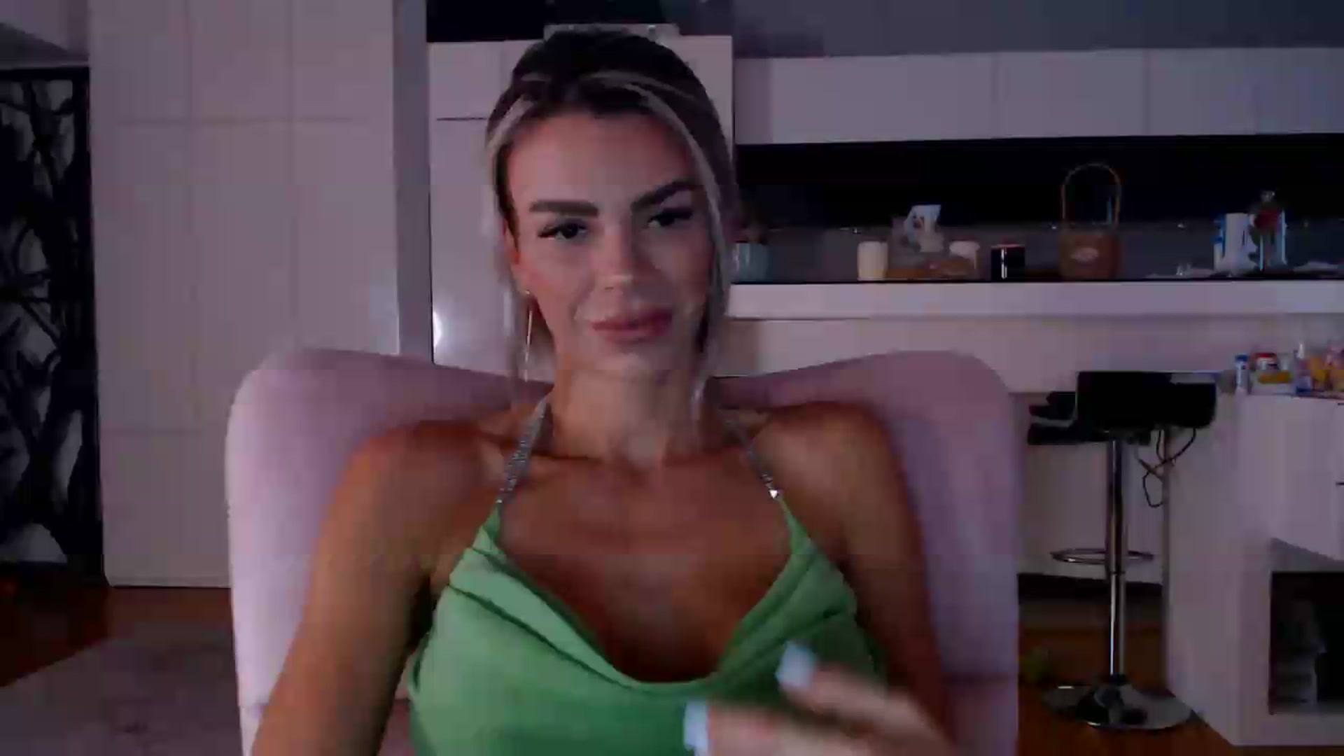 Gallery image thumbnail from D_y_y's myfreecams stream on, 05/23/2026, 05:18 image 1 of 20
