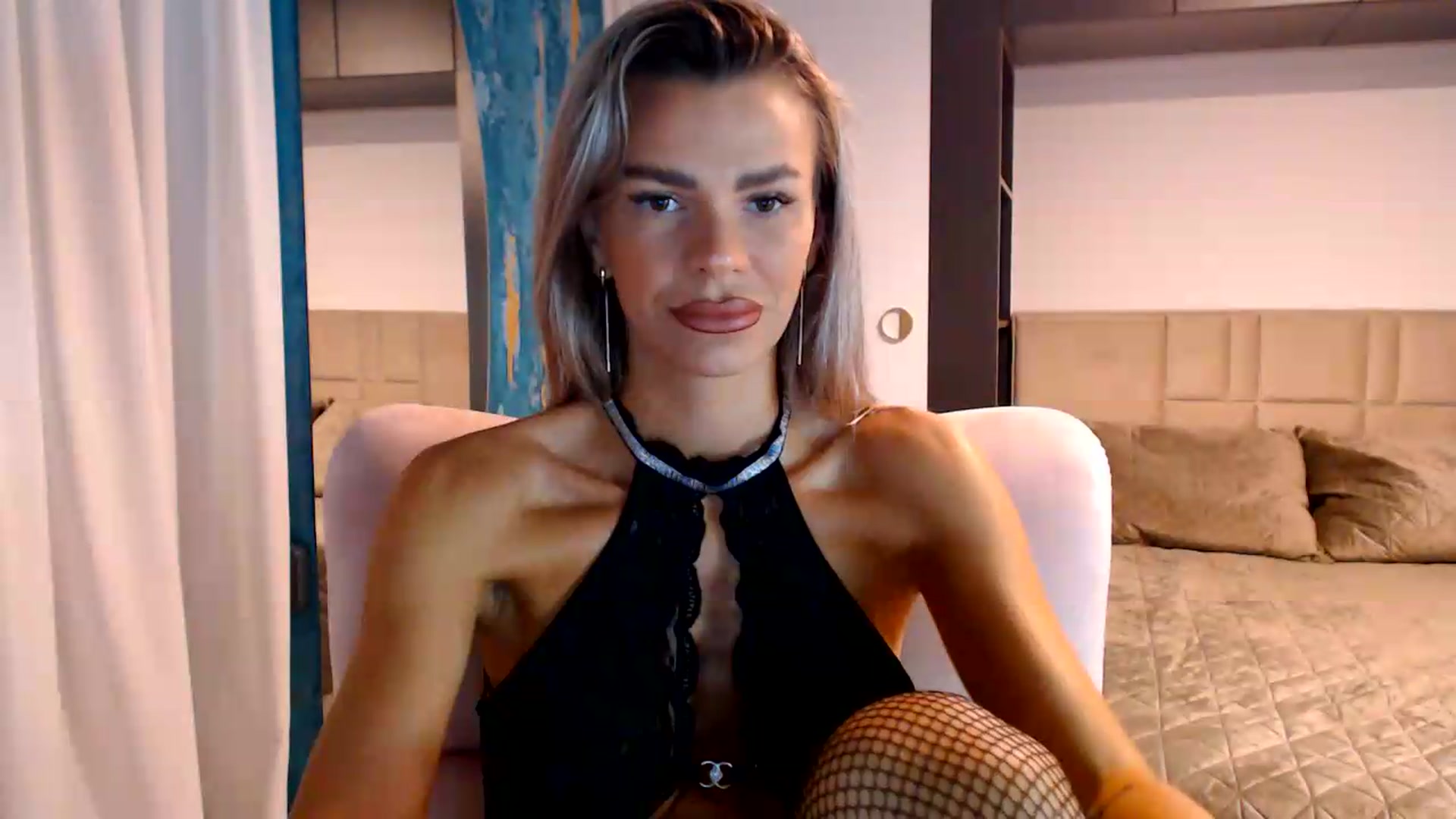 Gallery image thumbnail from D_y_y's myfreecams stream on, 07/03/2026, 05:02 image 4 of 20
