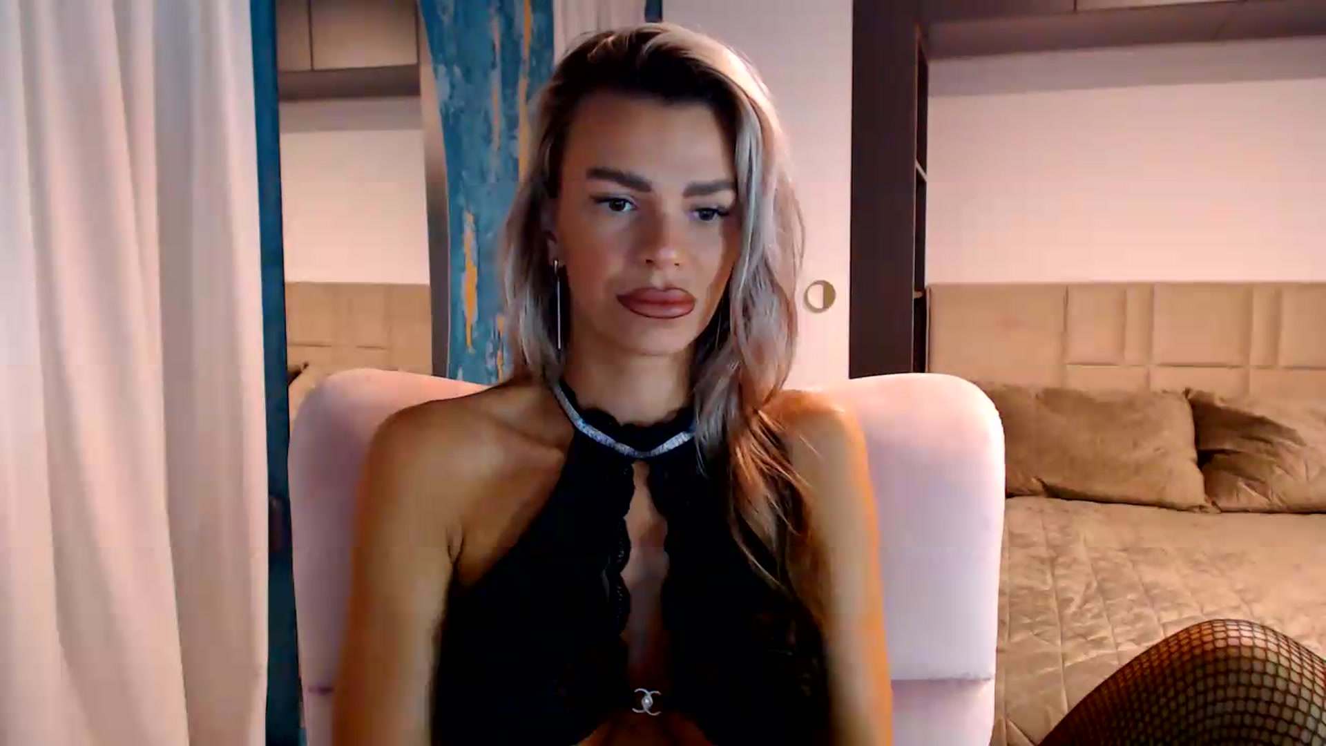 Gallery image thumbnail from D_y_y's myfreecams stream on, 07/03/2026, 05:02 image 5 of 20