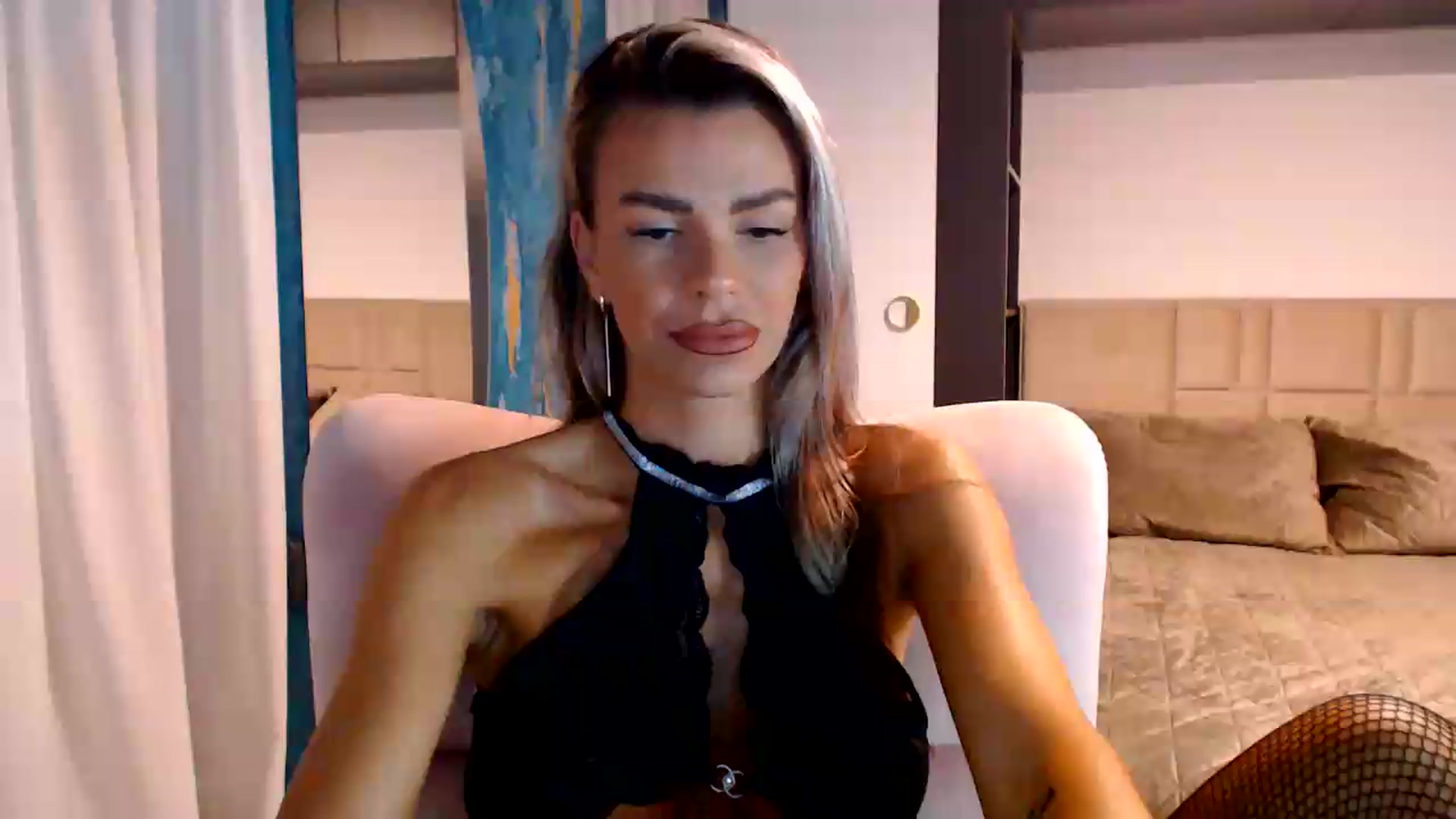 Gallery image thumbnail from D_y_y's myfreecams stream on, 07/03/2026, 05:02 image 8 of 20