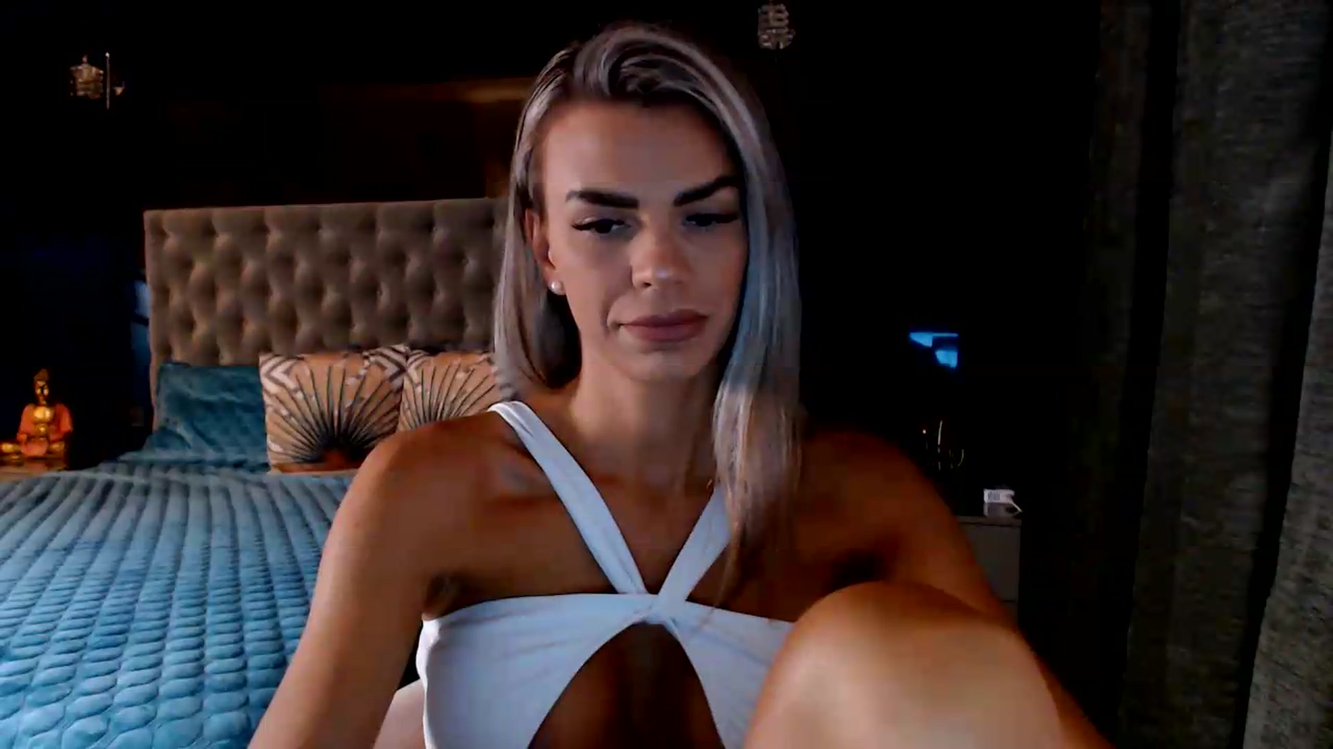 Gallery image thumbnail from D_y_y's myfreecams stream on, 07/10/2026, 04:48 image 10 of 20
