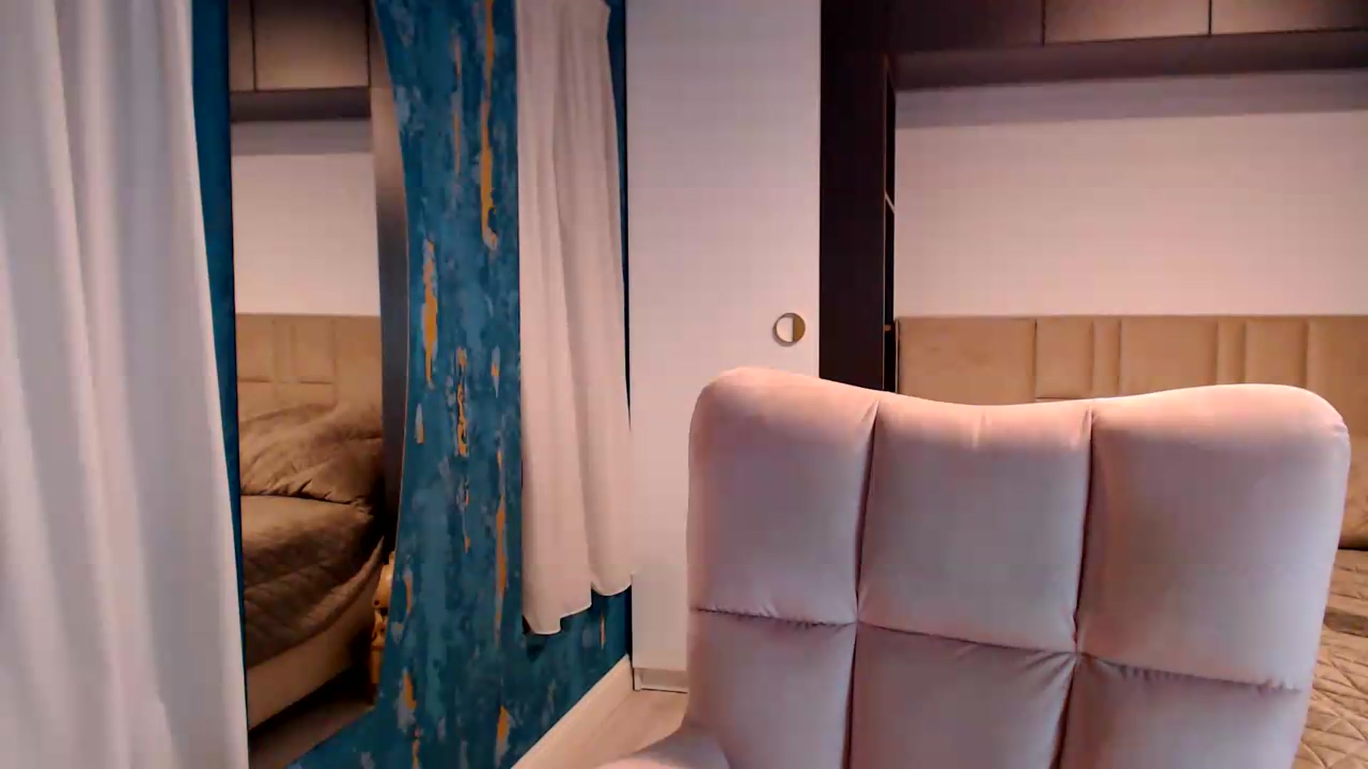 Gallery image thumbnail from D_y_y's myfreecams stream on, 07/22/2026, 05:45 image 14 of 20