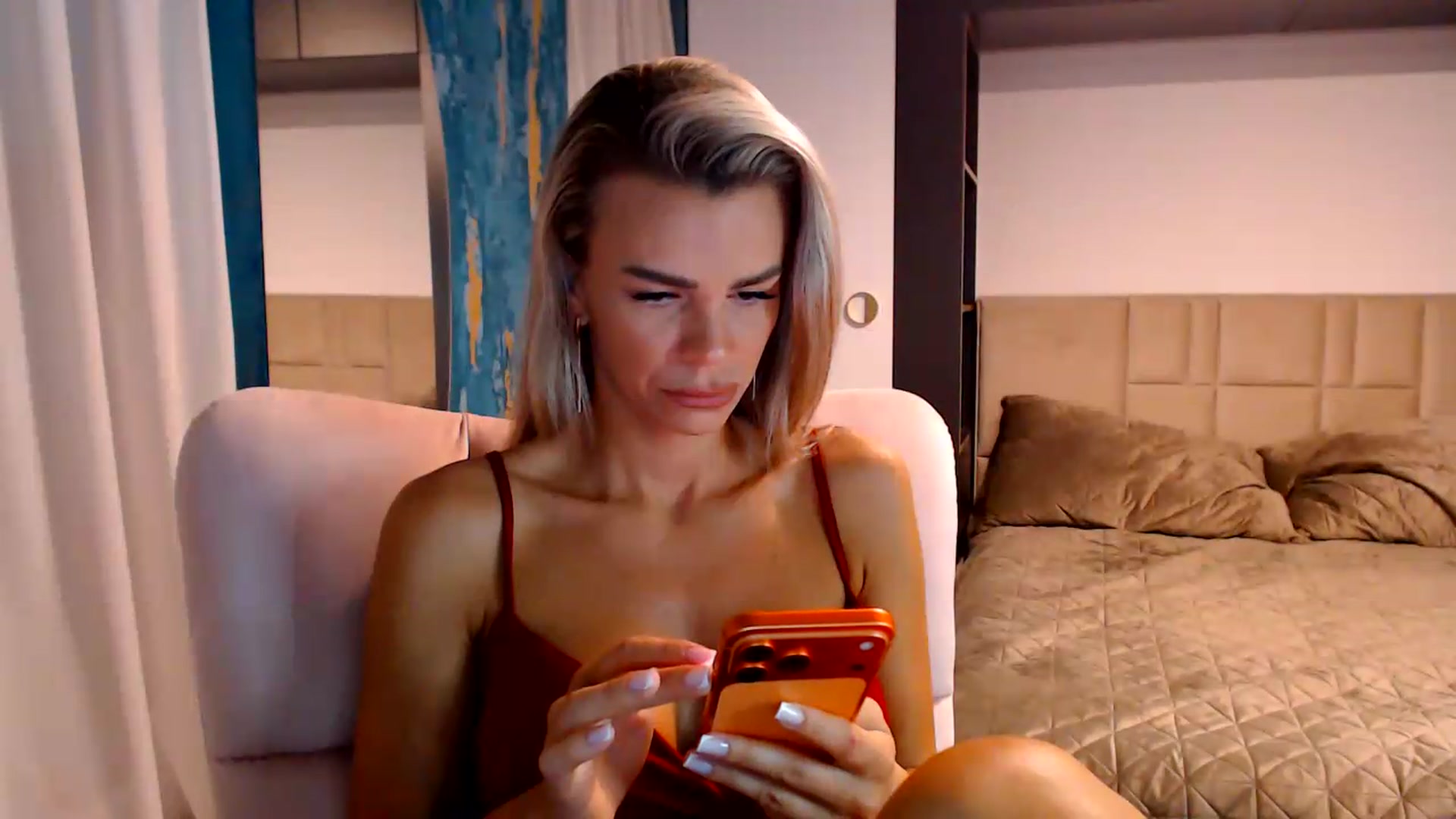 Gallery image thumbnail from D_y_y's myfreecams stream on, 07/24/2026, 04:38 image 8 of 20