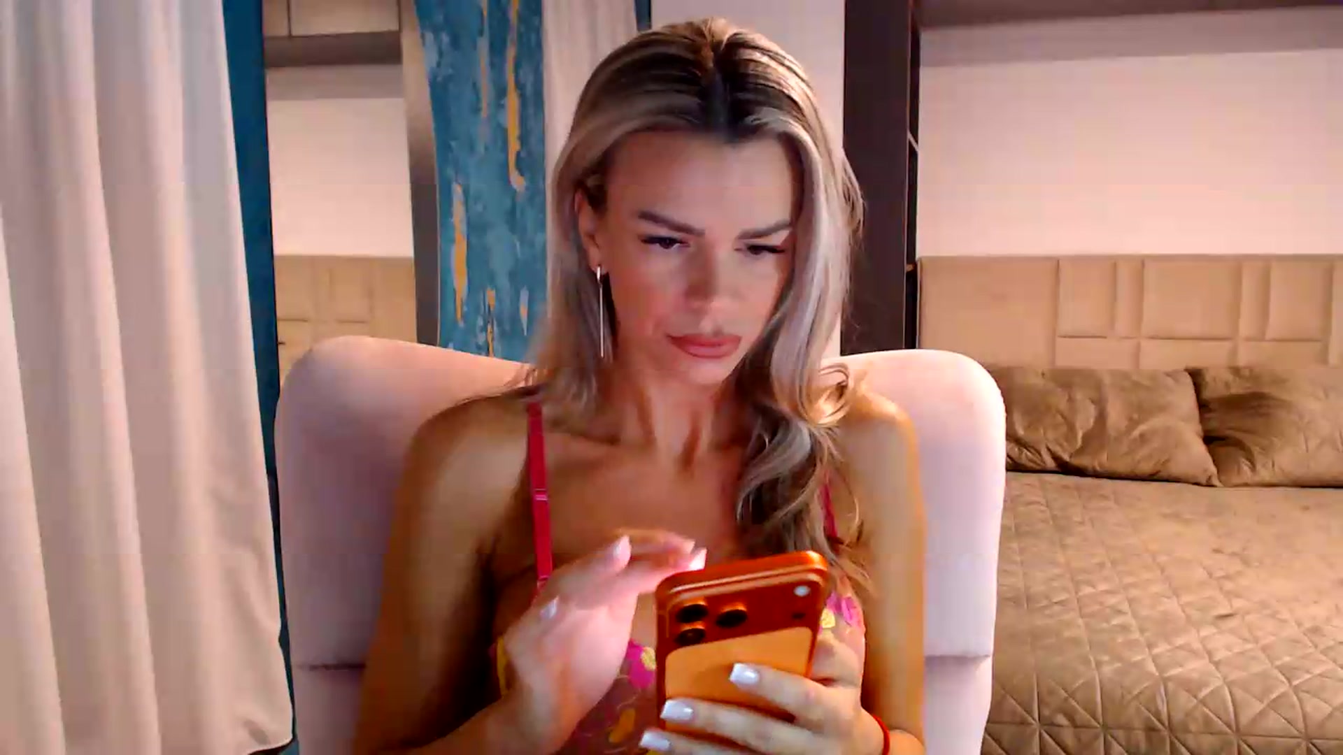 Gallery image thumbnail from D_y_y's myfreecams stream on, 07/28/2026, 05:20 image 3 of 20
