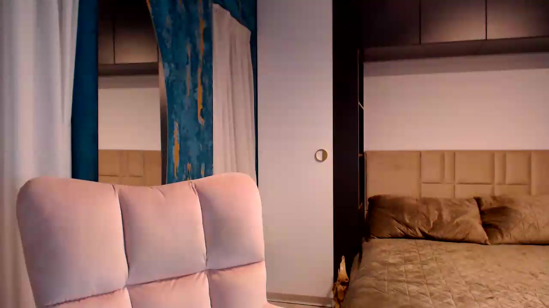 Gallery image thumbnail from D_y_y's myfreecams stream on, 07/30/2026, 06:08 image 9 of 20