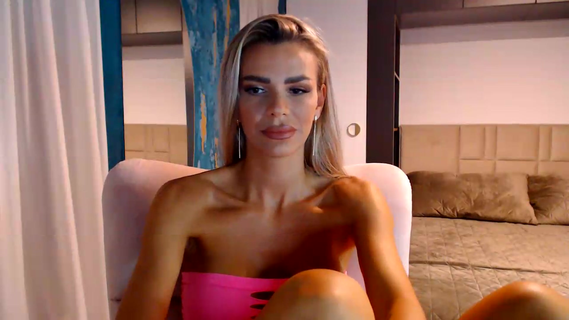 Gallery image thumbnail from D_y_y's myfreecams stream on, 08/02/2026, 05:20 image 15 of 20