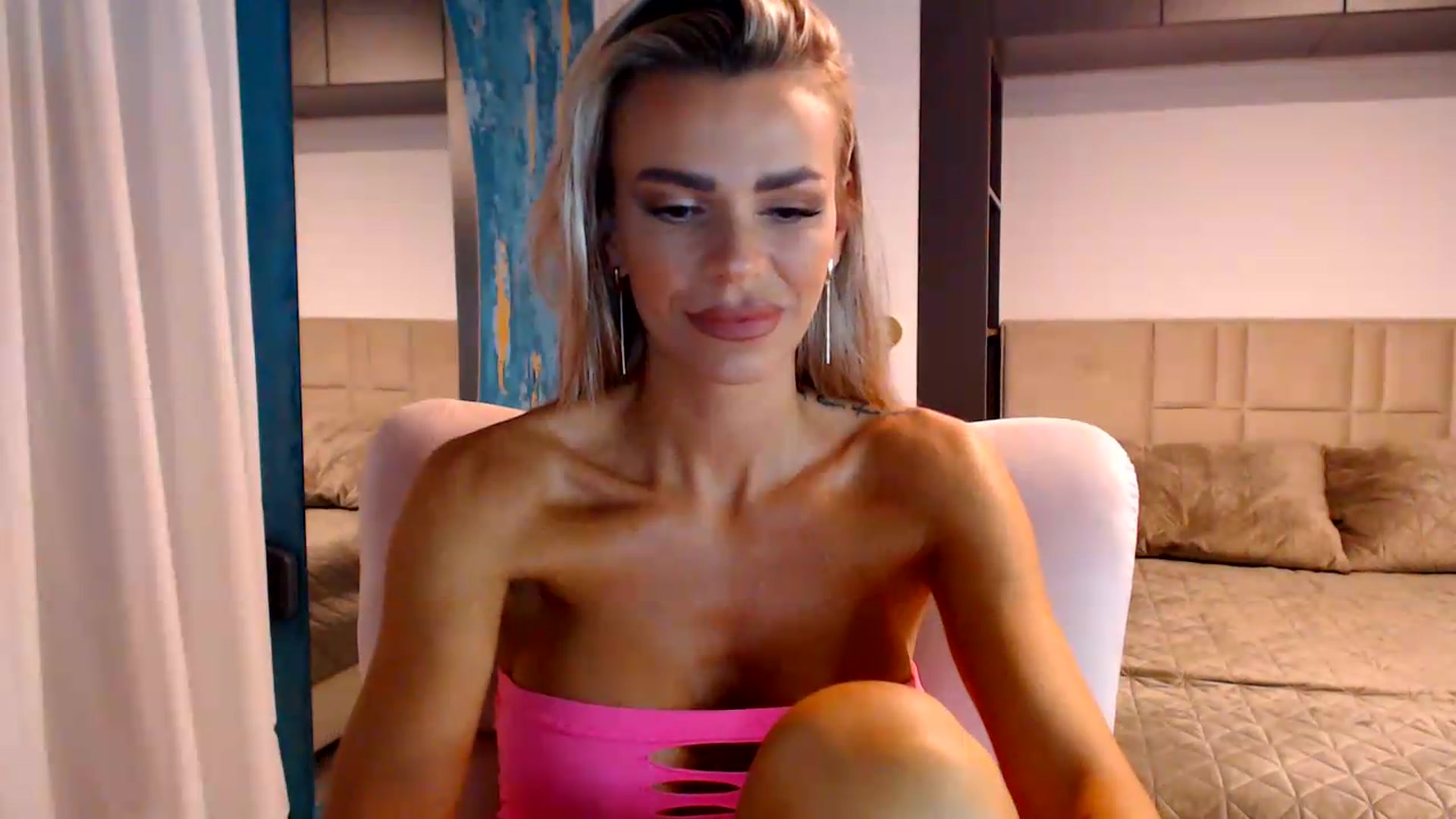 Gallery image thumbnail from D_y_y's myfreecams stream on, 08/02/2026, 05:20 image 7 of 20