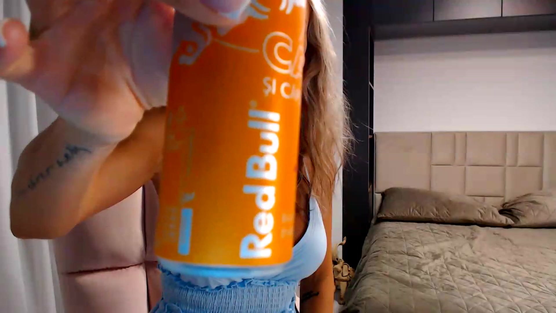 Gallery image thumbnail from D_y_y's myfreecams stream on, 08/08/2026, 05:46 image 2 of 20