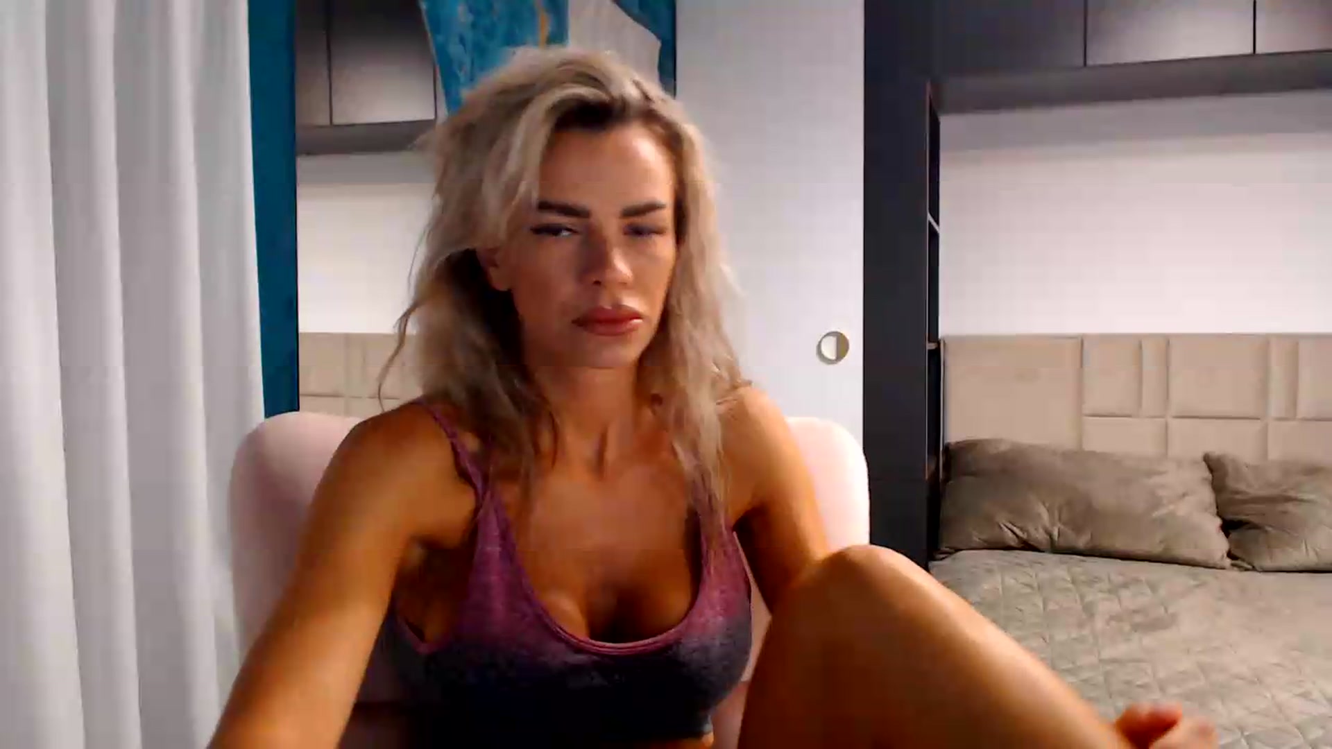 Gallery image thumbnail from D_y_y's myfreecams stream on, 08/10/2026, 04:58 image 3 of 20
