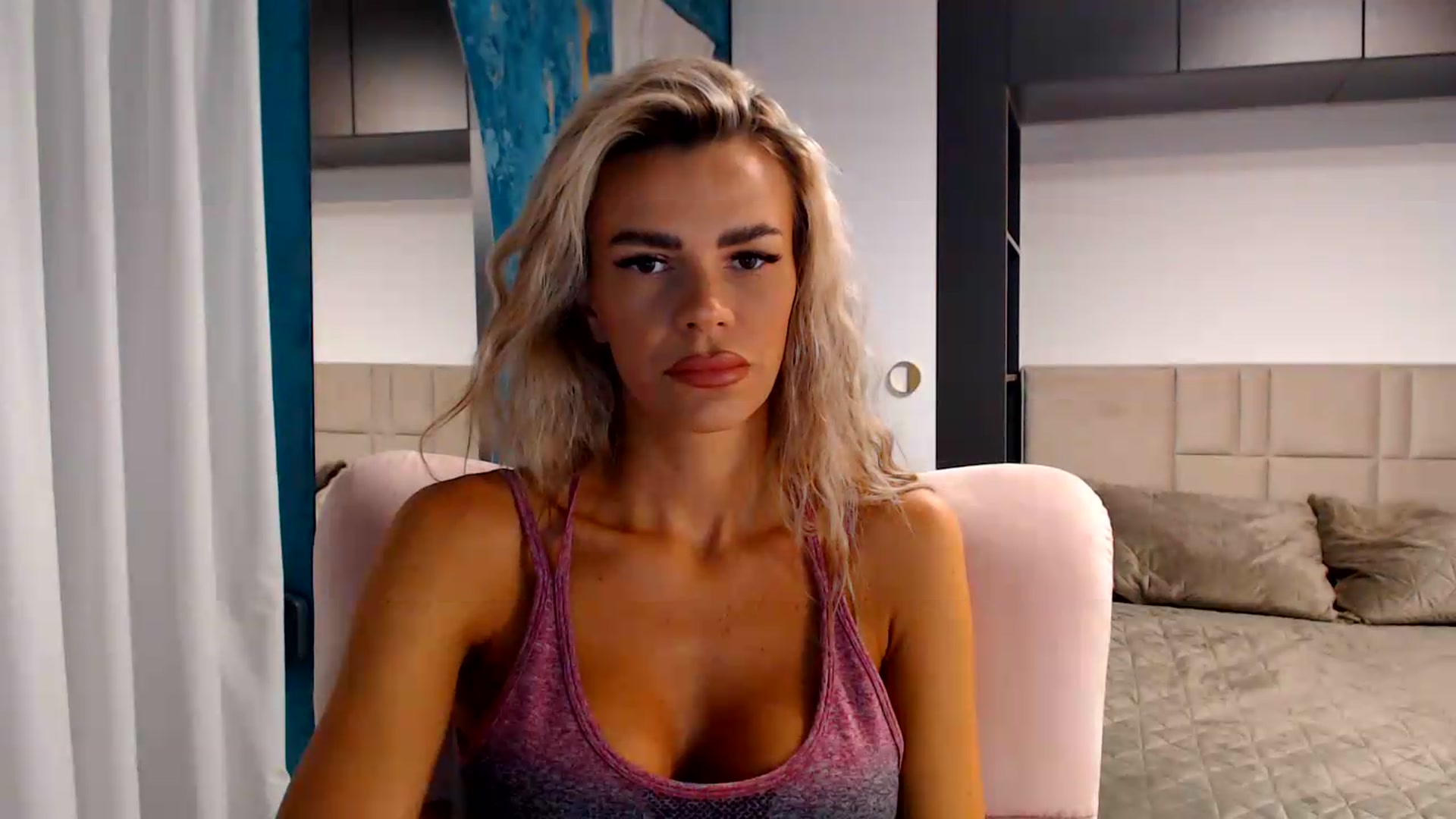 Gallery image thumbnail from D_y_y's myfreecams stream on, 08/10/2026, 04:58 image 13 of 20