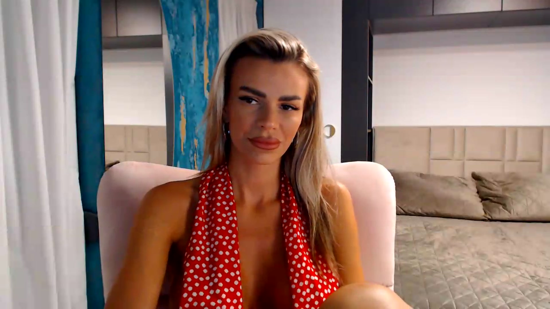 Gallery image thumbnail from D_y_y's myfreecams stream on, 08/11/2026, 05:05 image 16 of 20