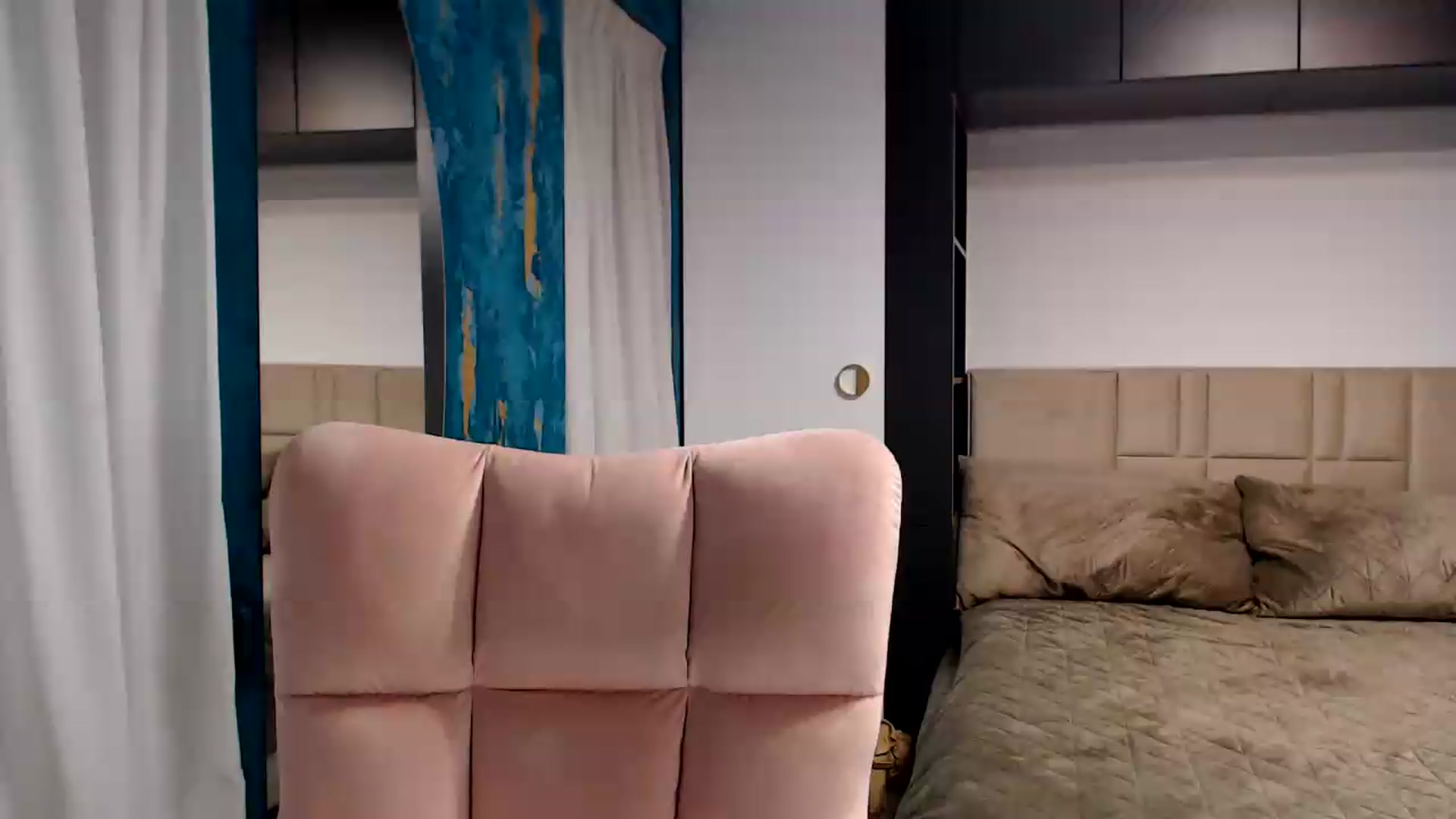 Gallery image thumbnail from D_y_y's myfreecams stream on, 08/16/2026, 05:09 image 3 of 20