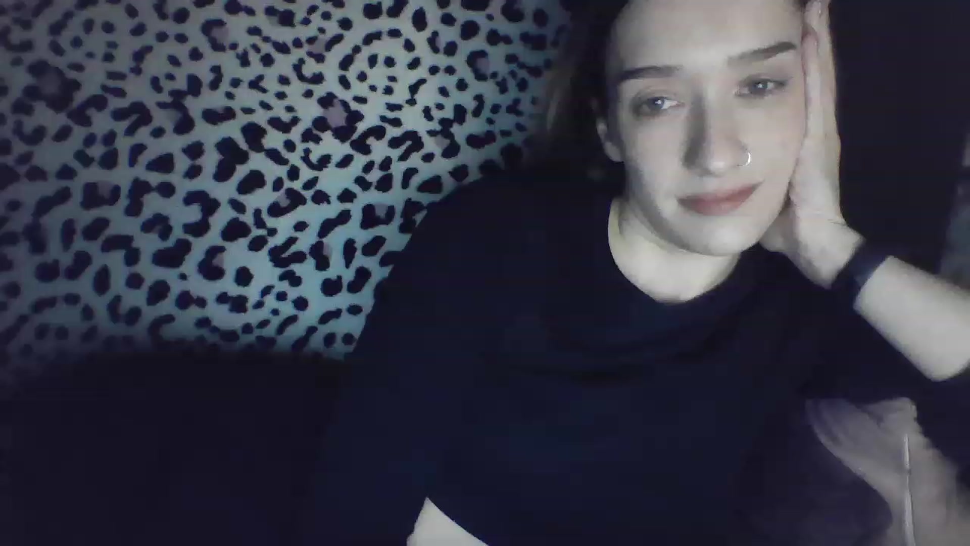 Gallery image thumbnail from DacotaDoll's myfreecams stream on, 12/06/2022, 14:27 image 15 of 20