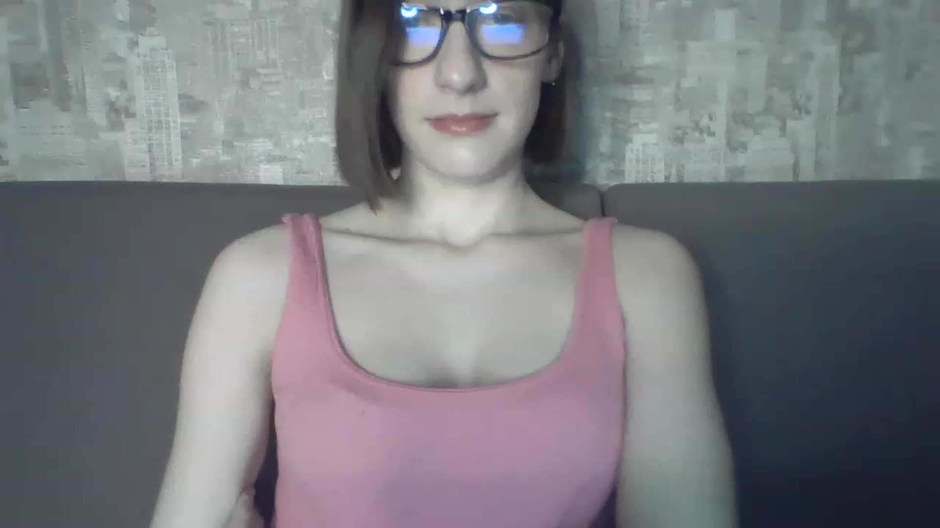 Gallery image thumbnail from DacotaDoll's myfreecams stream on, 03/04/2023, 17:40 image 8 of 20