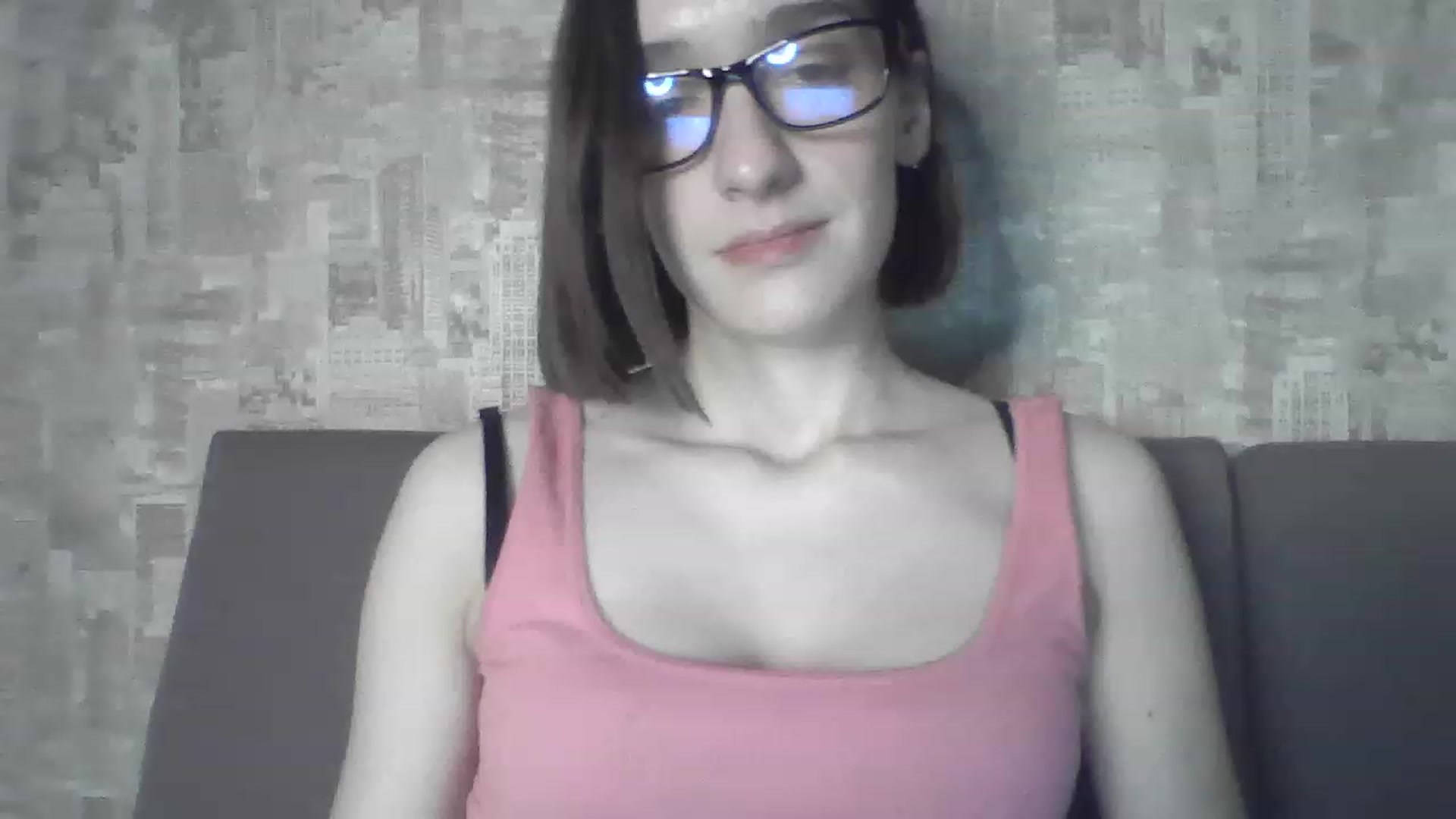 Gallery image thumbnail from DacotaDoll's myfreecams stream on, 03/04/2023, 18:38 image 17 of 20