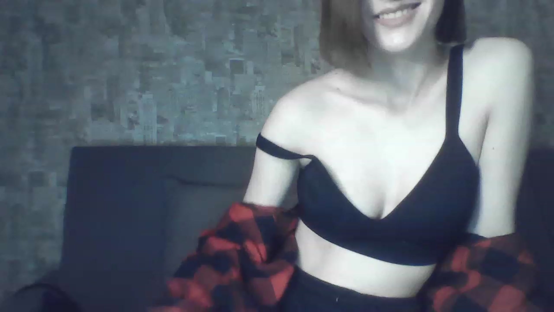 Gallery image thumbnail from DacotaDoll's myfreecams stream on, 03/07/2023, 17:03 image 7 of 20