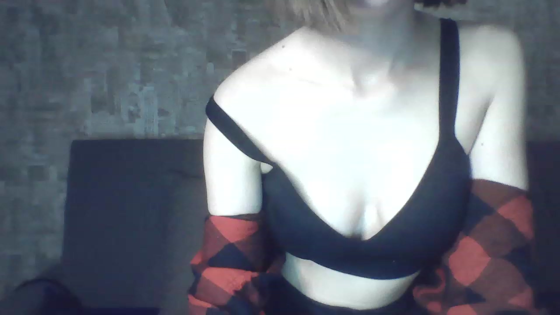 Gallery image thumbnail from DacotaDoll's myfreecams stream on, 03/07/2023, 17:03 image 6 of 20