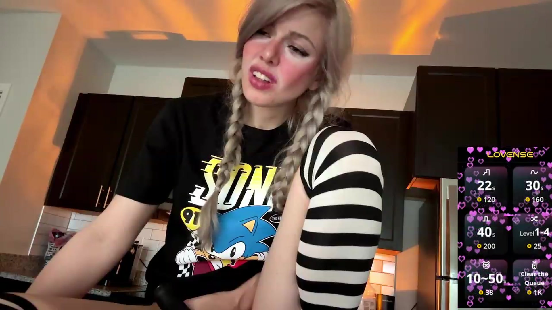 Gallery image thumbnail from DaddyProperty's myfreecams stream on, 05/06/2026, 14:28 image 8 of 20