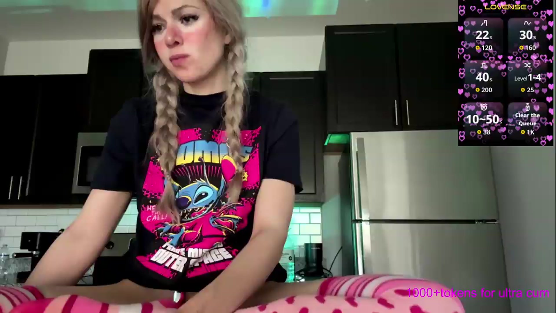 Gallery image thumbnail from DaddyProperty's myfreecams stream on, 05/08/2026, 19:38 image 13 of 20