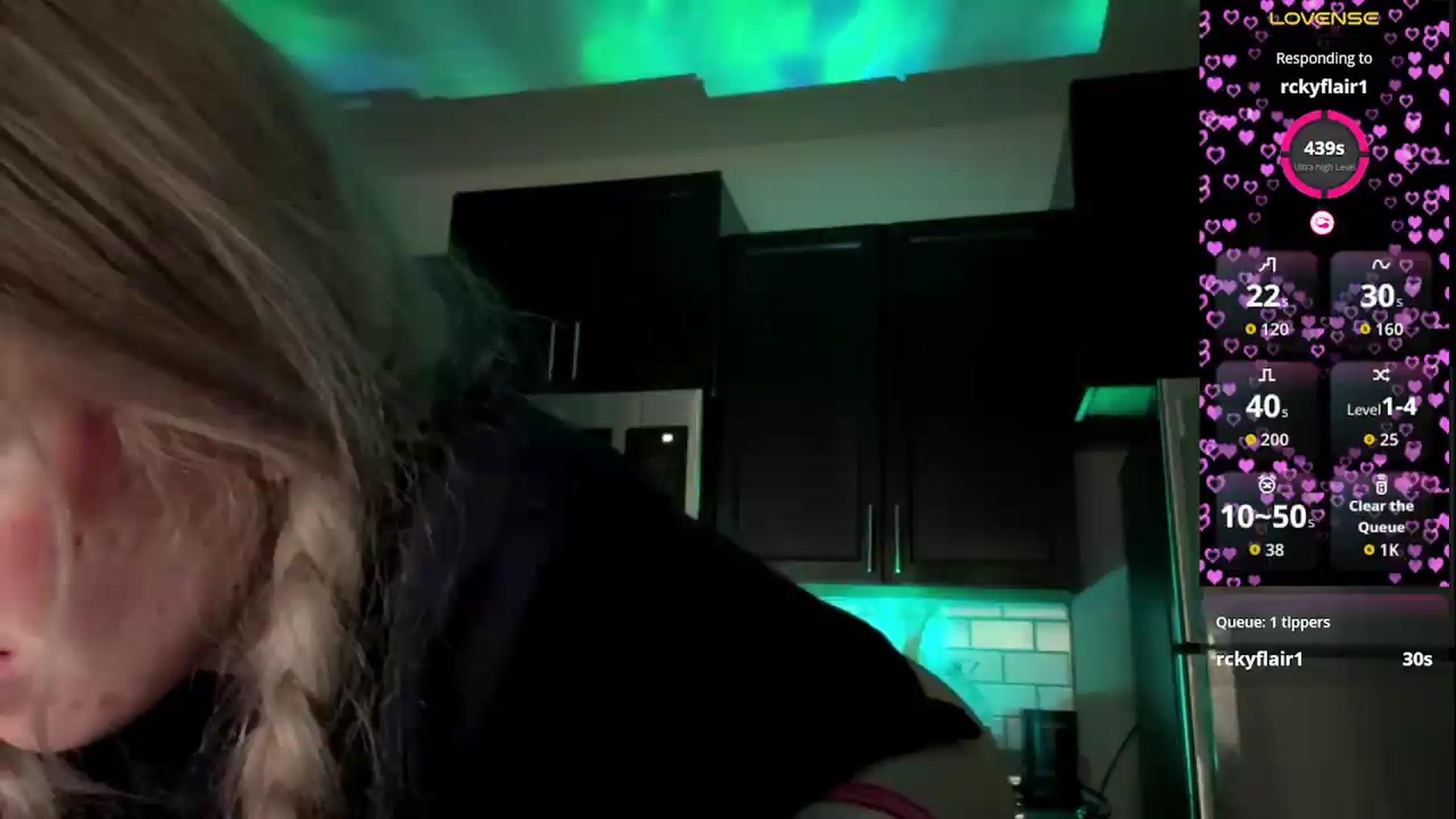 Gallery image thumbnail from DaddyProperty's myfreecams stream on, 05/09/2026, 24:26 image 3 of 20