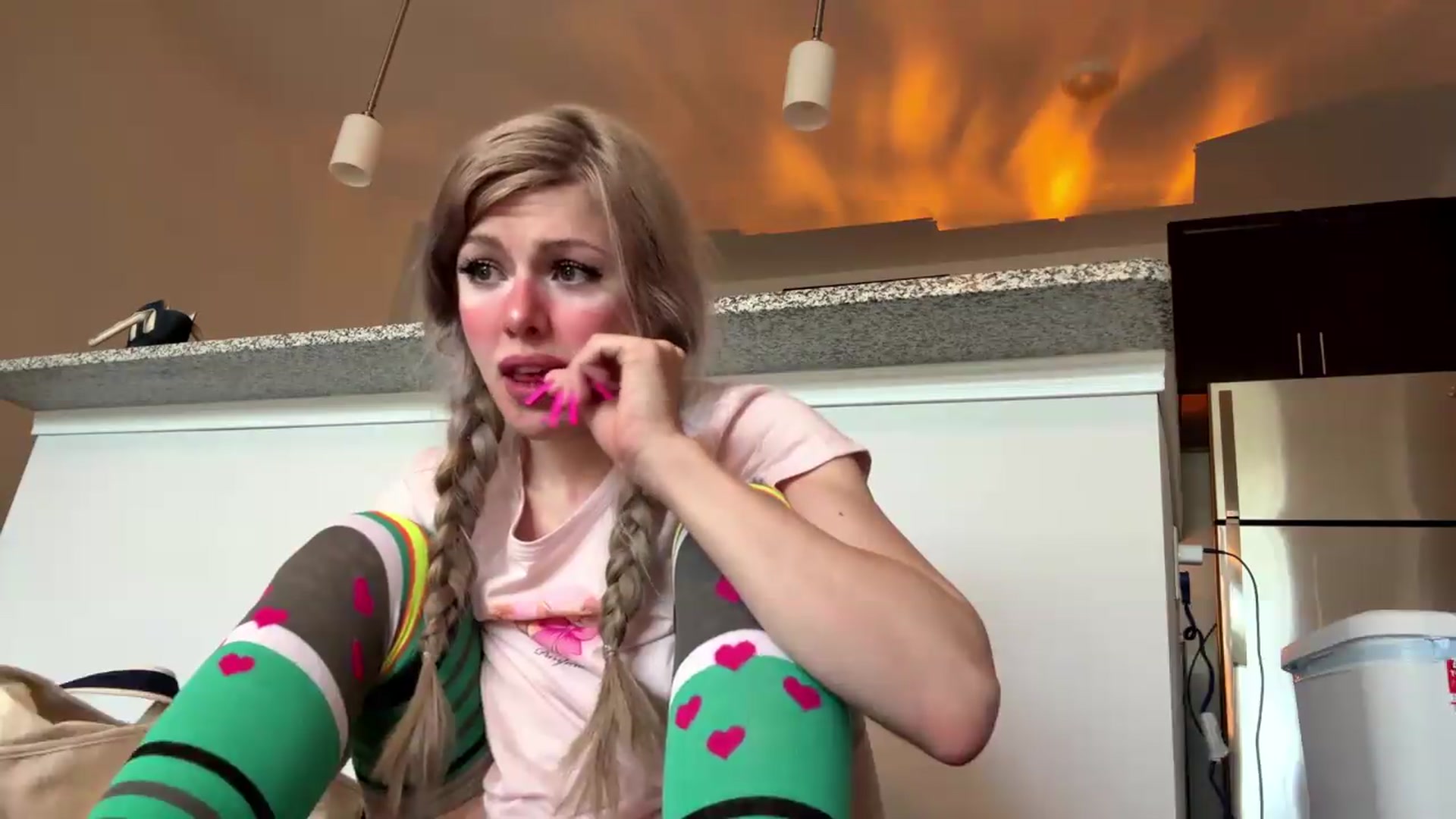 Gallery image thumbnail from DaddyProperty's myfreecams stream on, 05/15/2026, 17:24 image 17 of 20