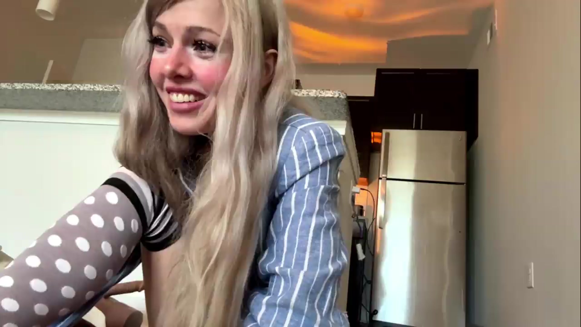 Gallery image thumbnail from DaddyProperty's myfreecams stream on, 05/18/2026, 22:25 image 6 of 20