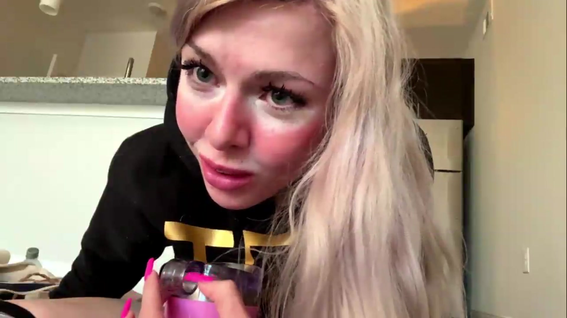 Gallery image thumbnail from DaddyProperty's myfreecams stream on, 05/18/2026, 23:55 image 19 of 20