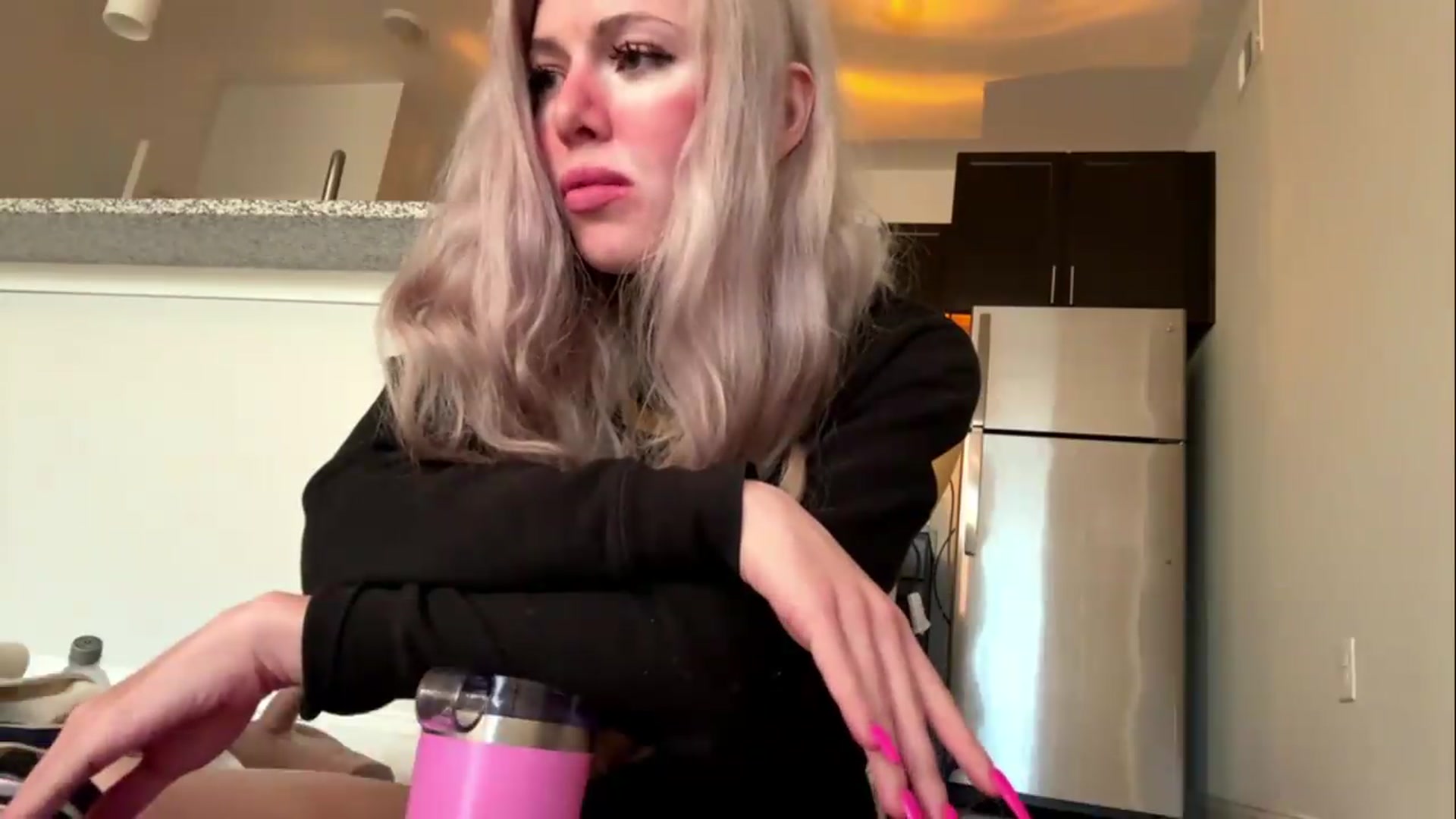 Gallery image thumbnail from DaddyProperty's myfreecams stream on, 05/18/2026, 23:55 image 17 of 20